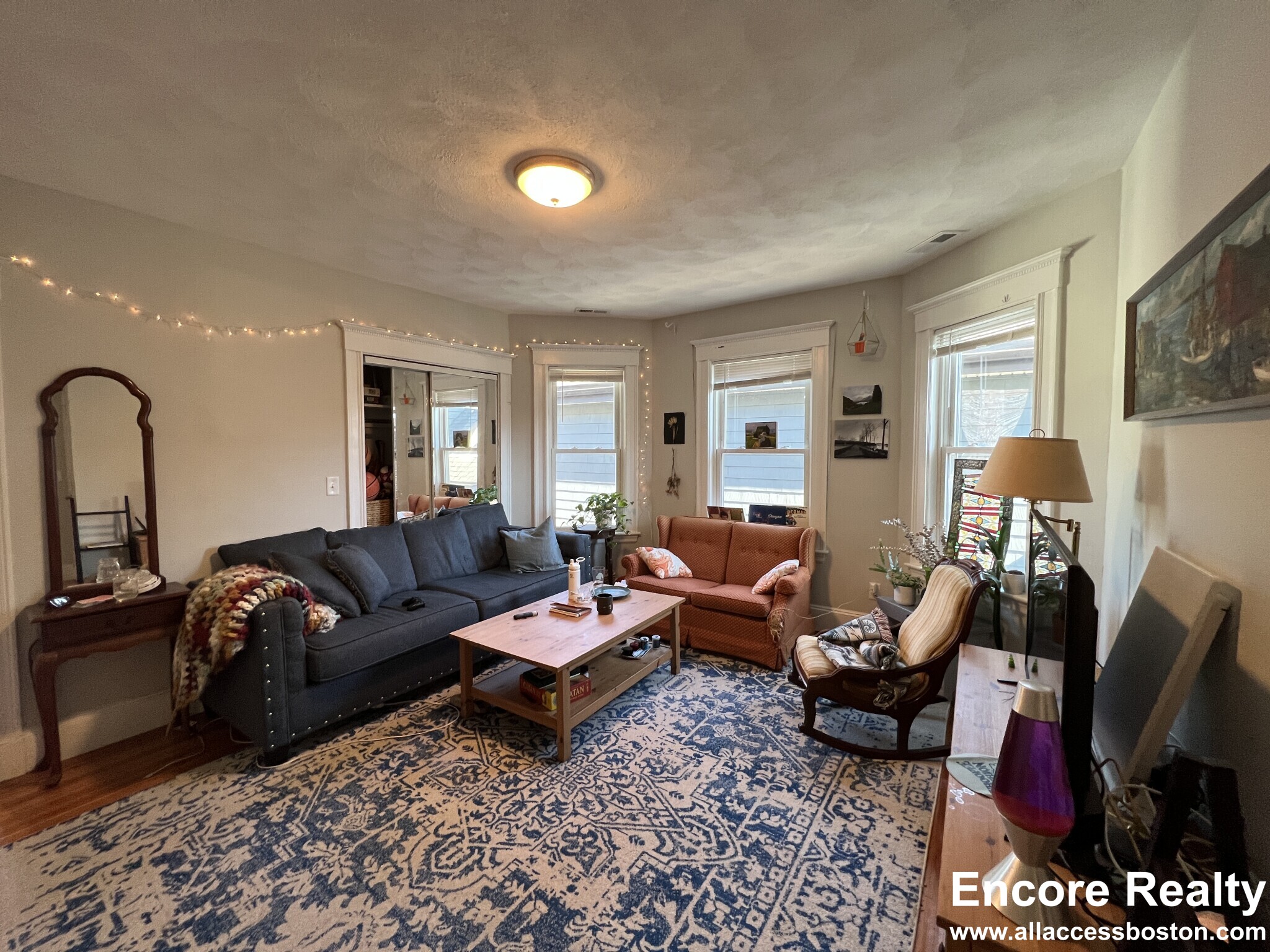 305 Highland Ave, Davis Square