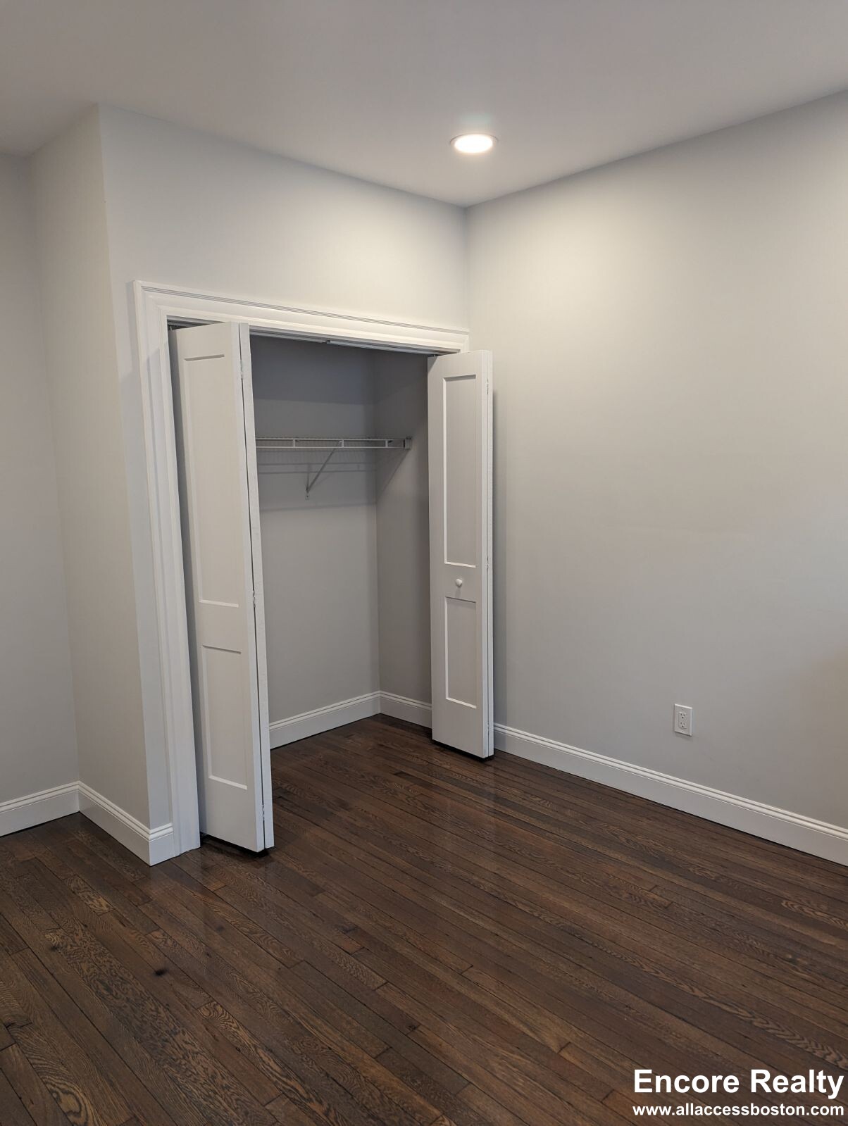 112 Jersey St, Fenway