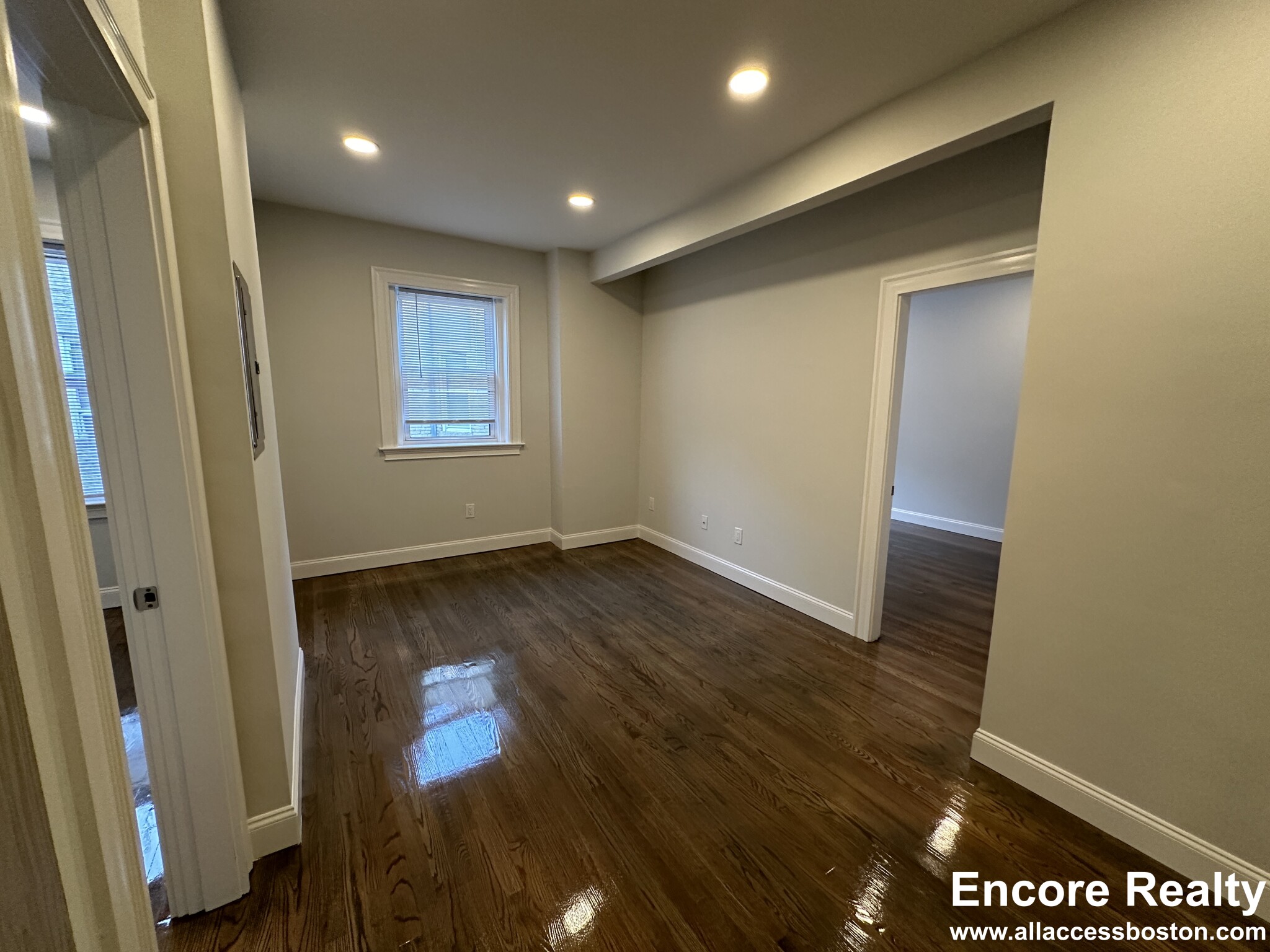 112 Jersey St, Fenway