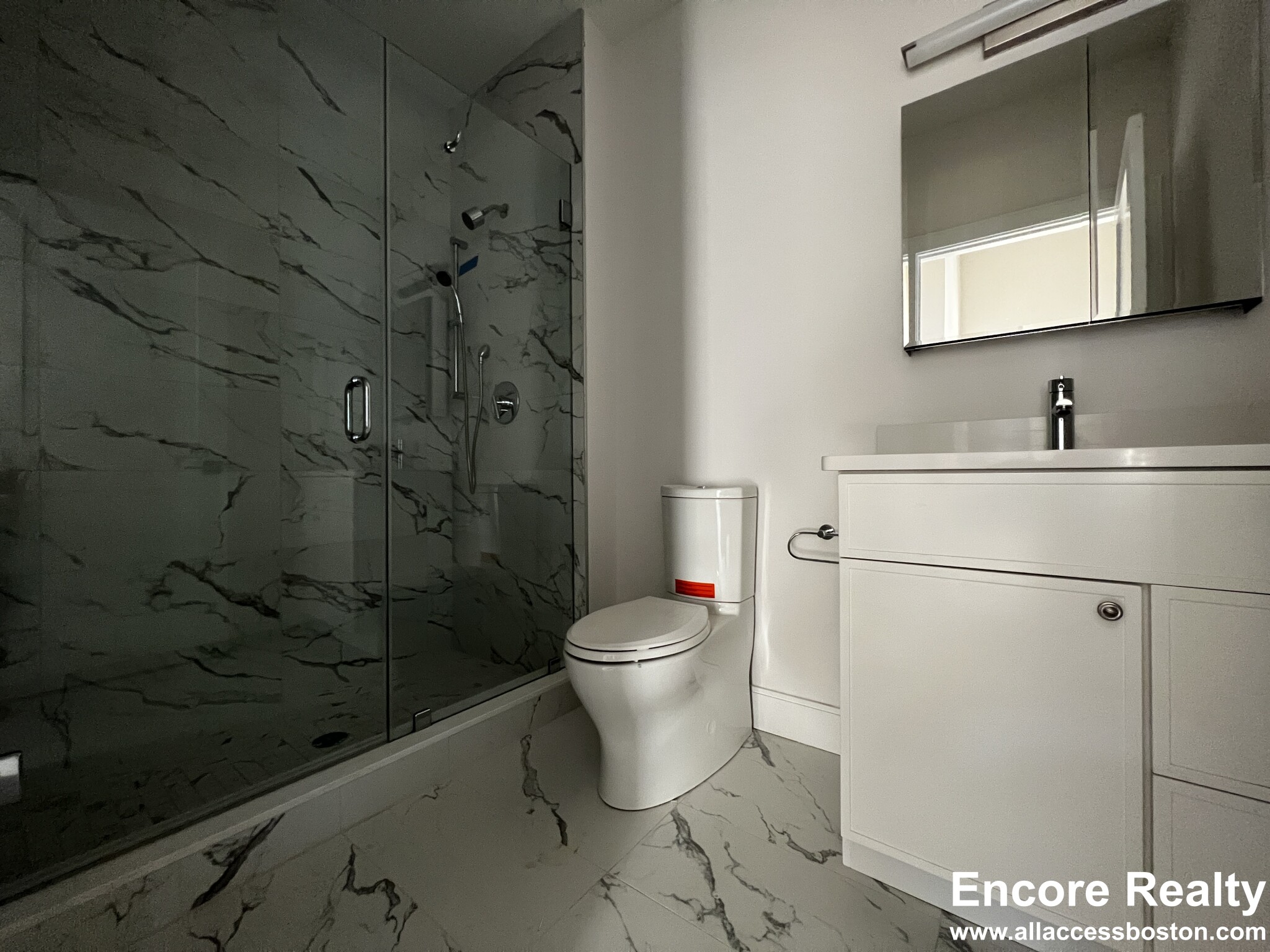 156 Everett St, Allston