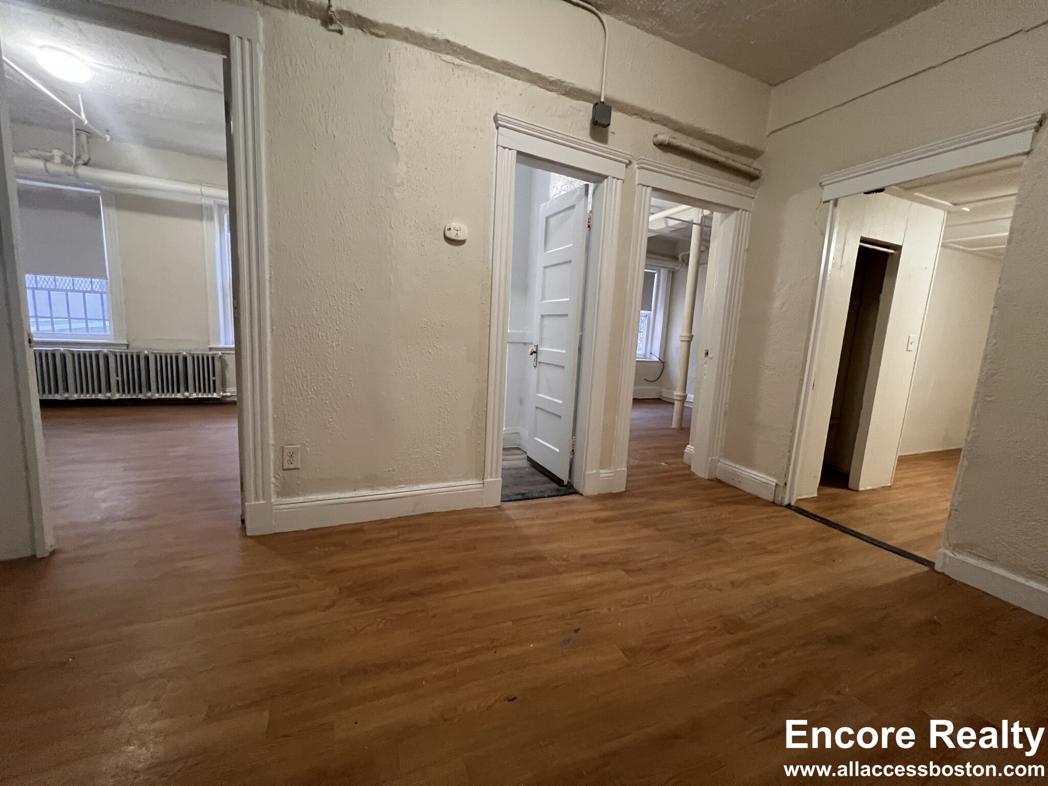 1185 Boylston St, Fenway