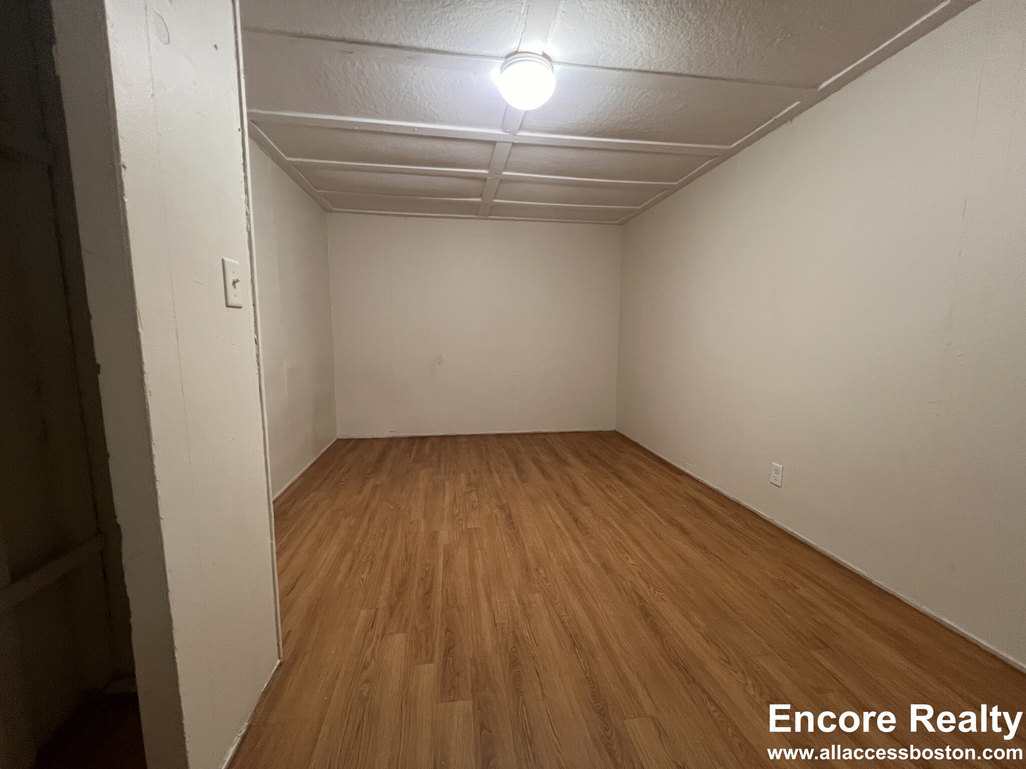 1185 Boylston St, Fenway