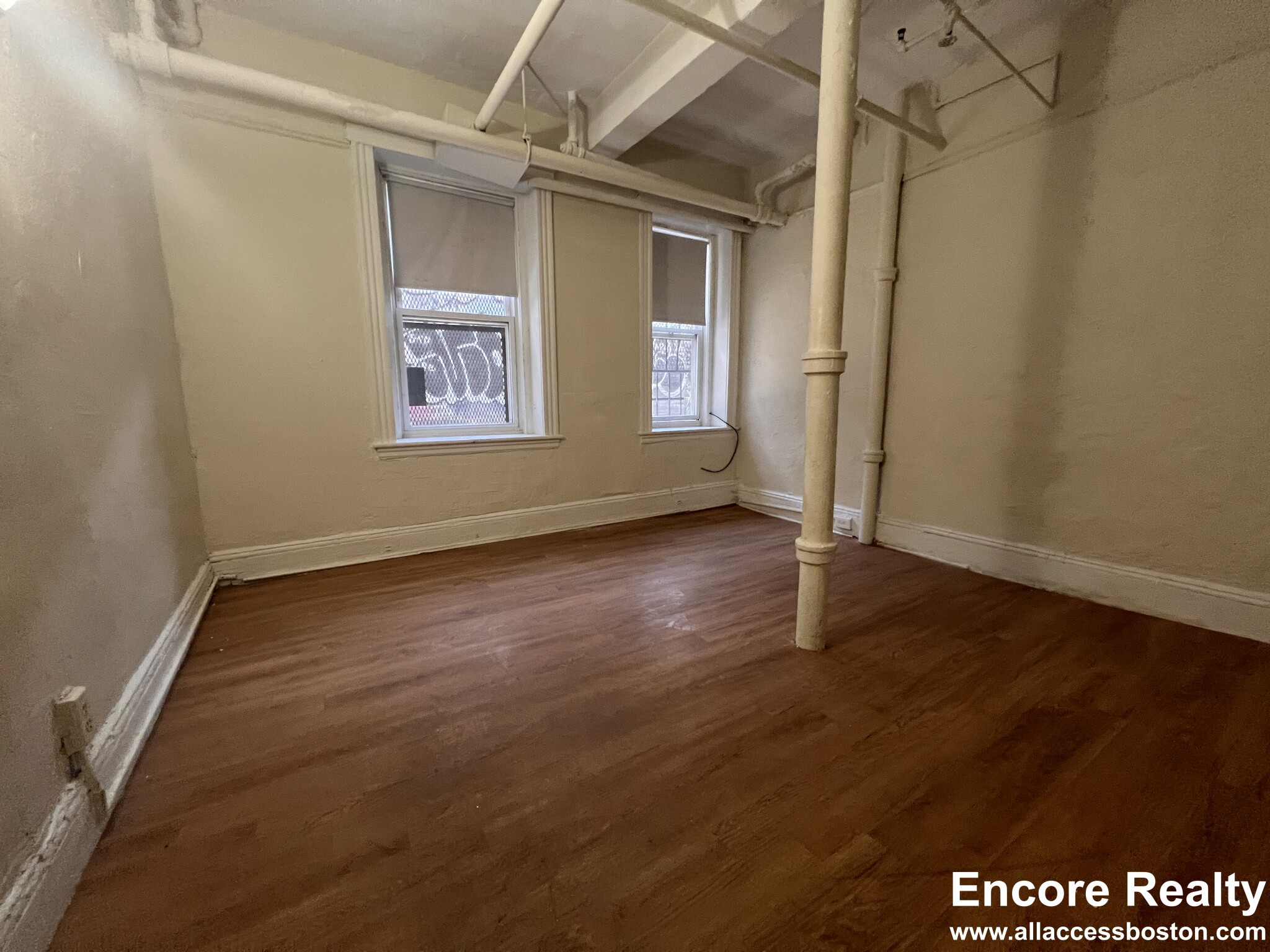 1185 Boylston St, Fenway