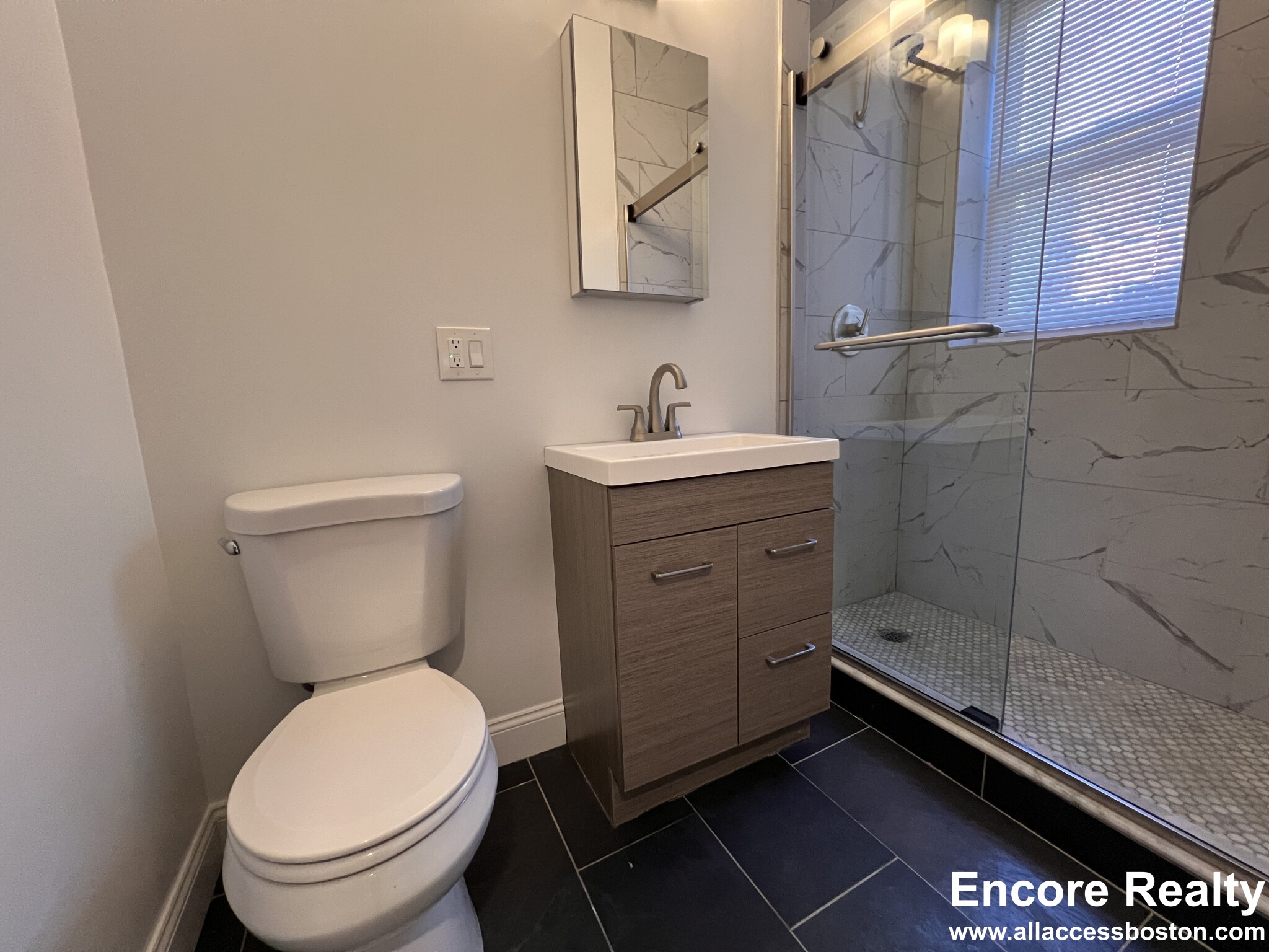 11 Peterborough St, Fenway