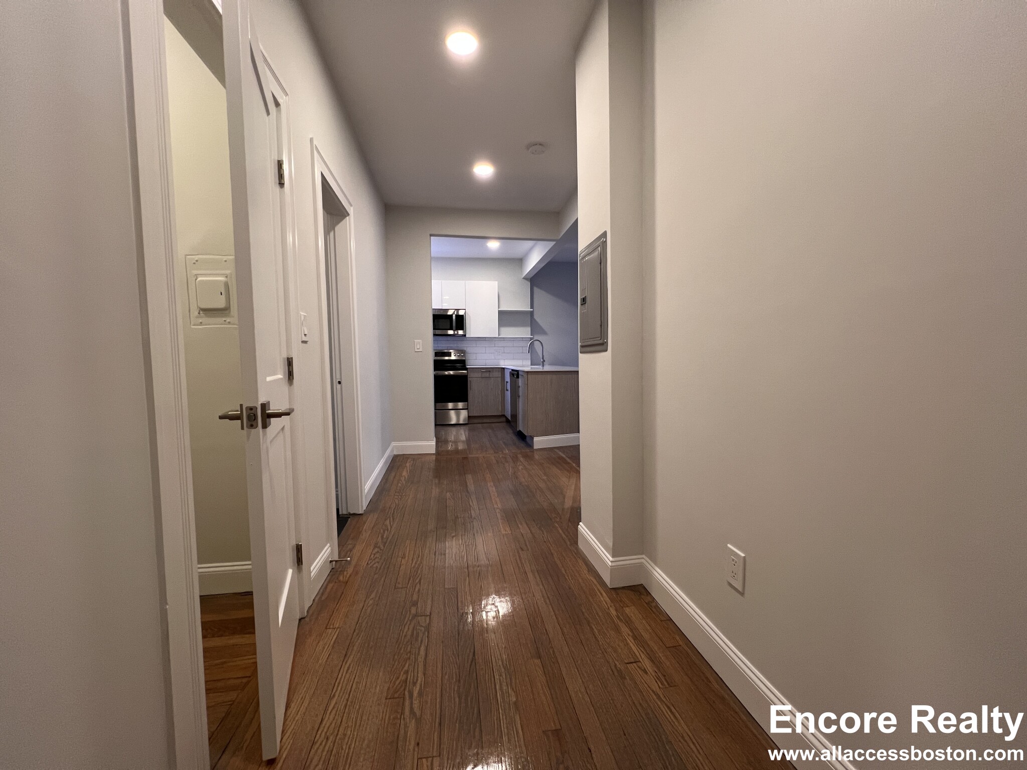 11 Peterborough St, Fenway