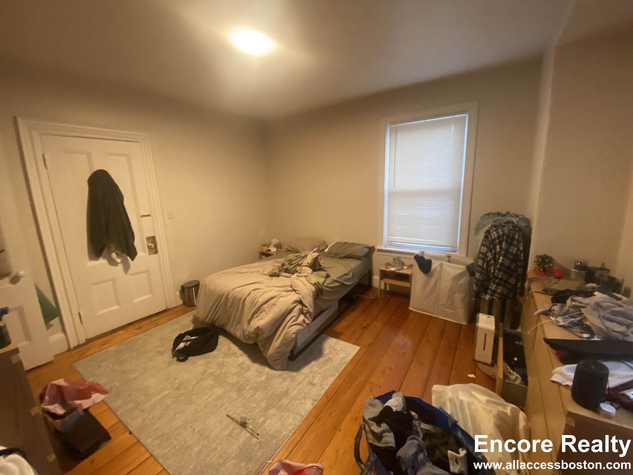 25 Pratt St, Allston