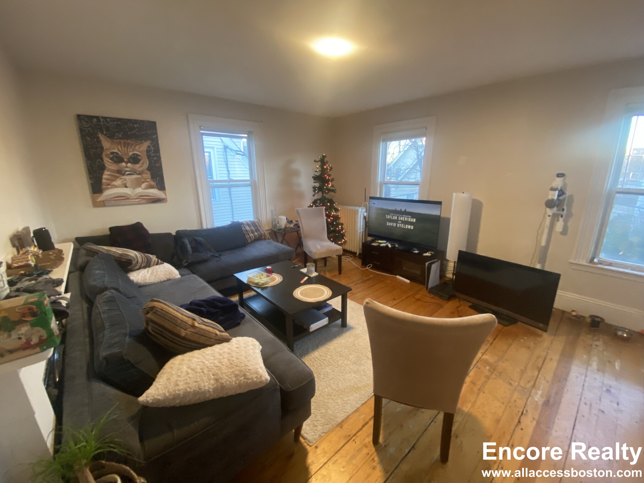 25 Pratt St, Allston