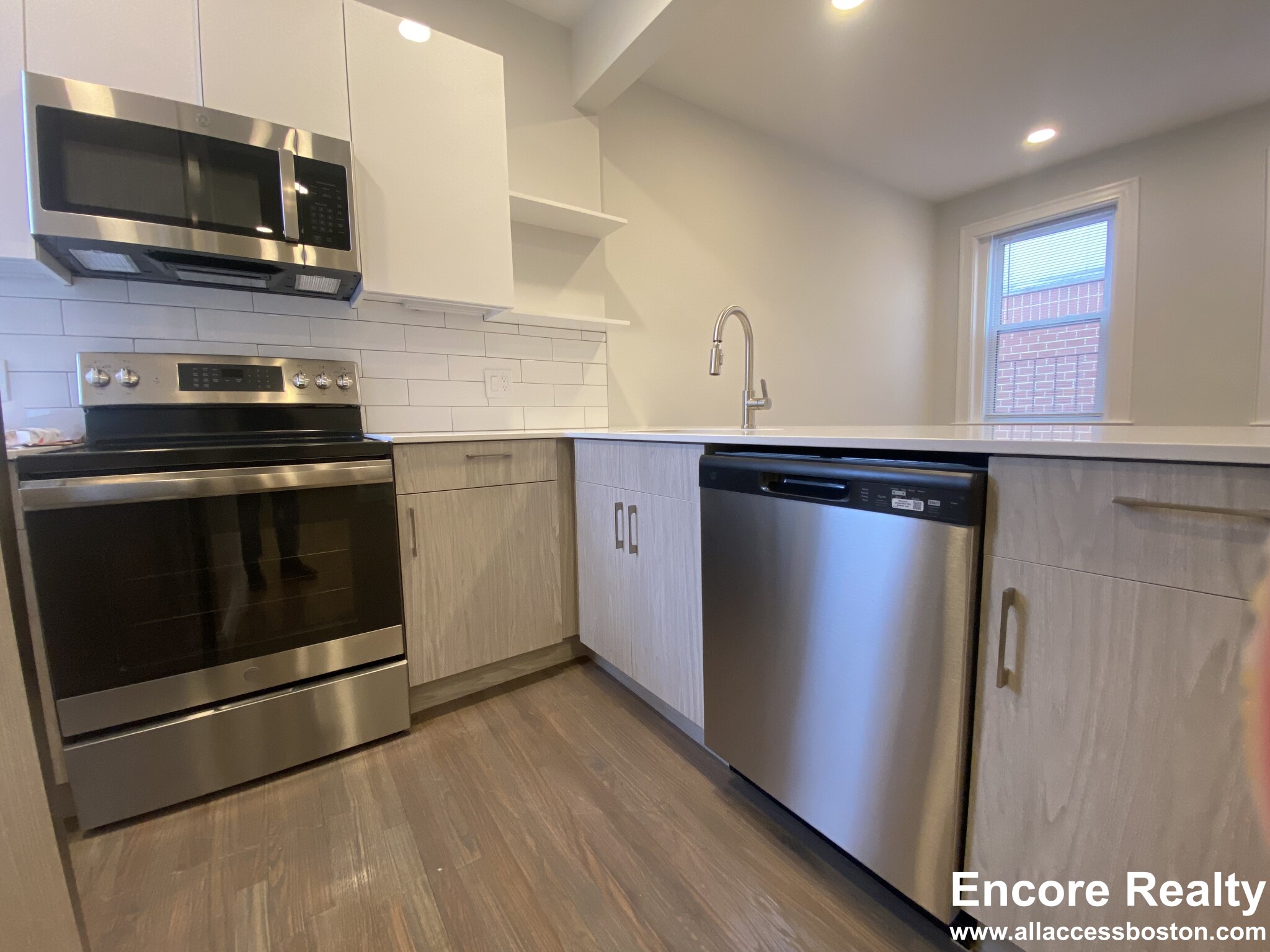 40 Queensberry St, Fenway