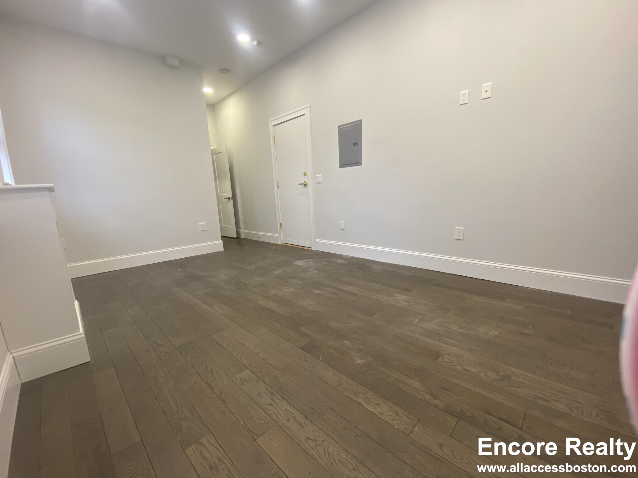 124 Peterborough St, Fenway