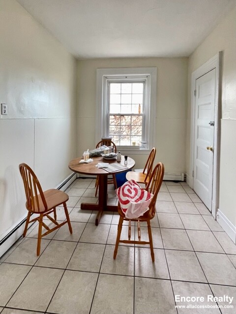 186 Naples Rd, Coolidge Corner