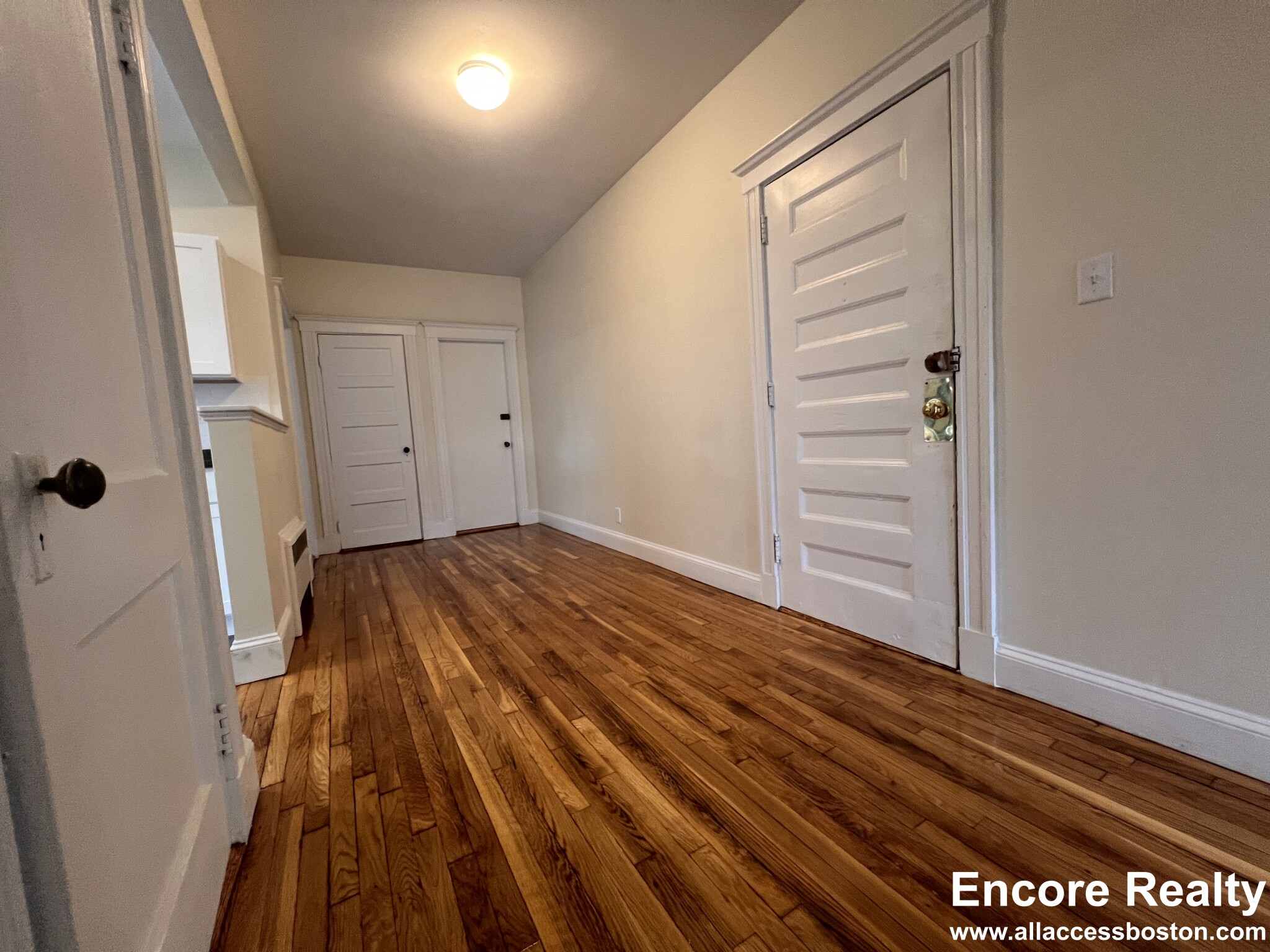 1788 Beacon St, Washington Square