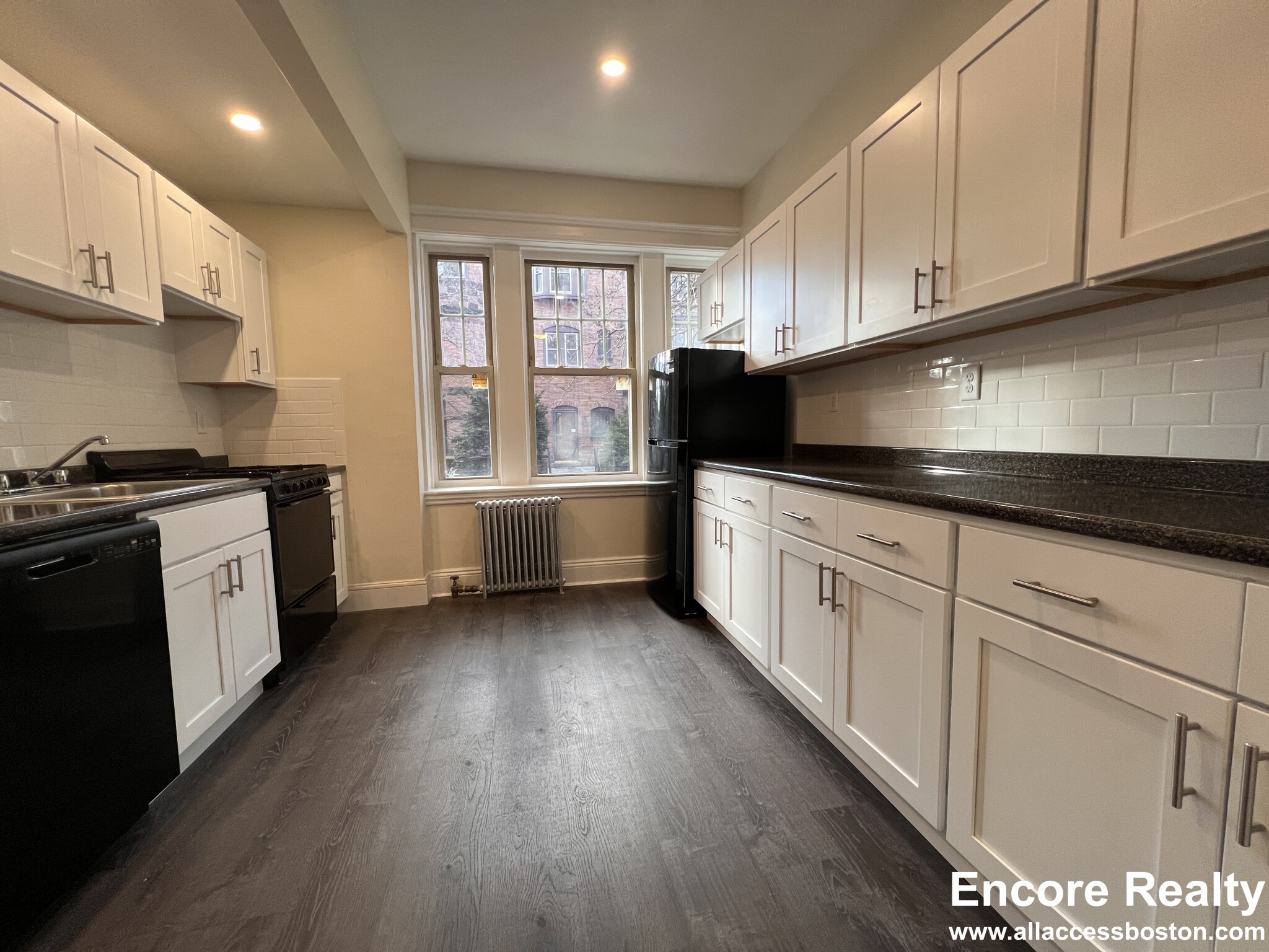 1788 Beacon St, Washington Square