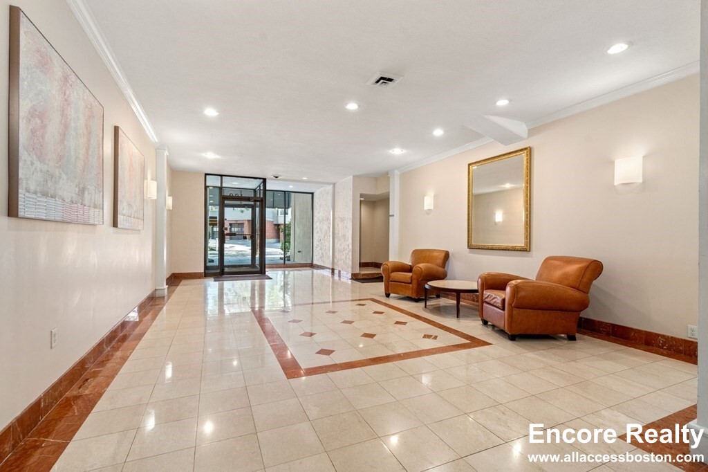 120 Beaconsfield Rd, Brookline Hills