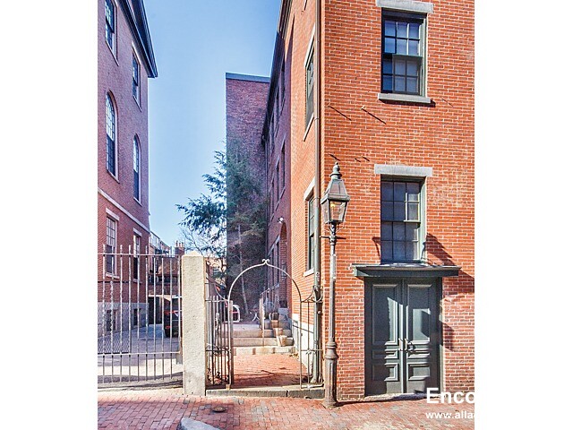 61 Anderson St, Beacon Hill