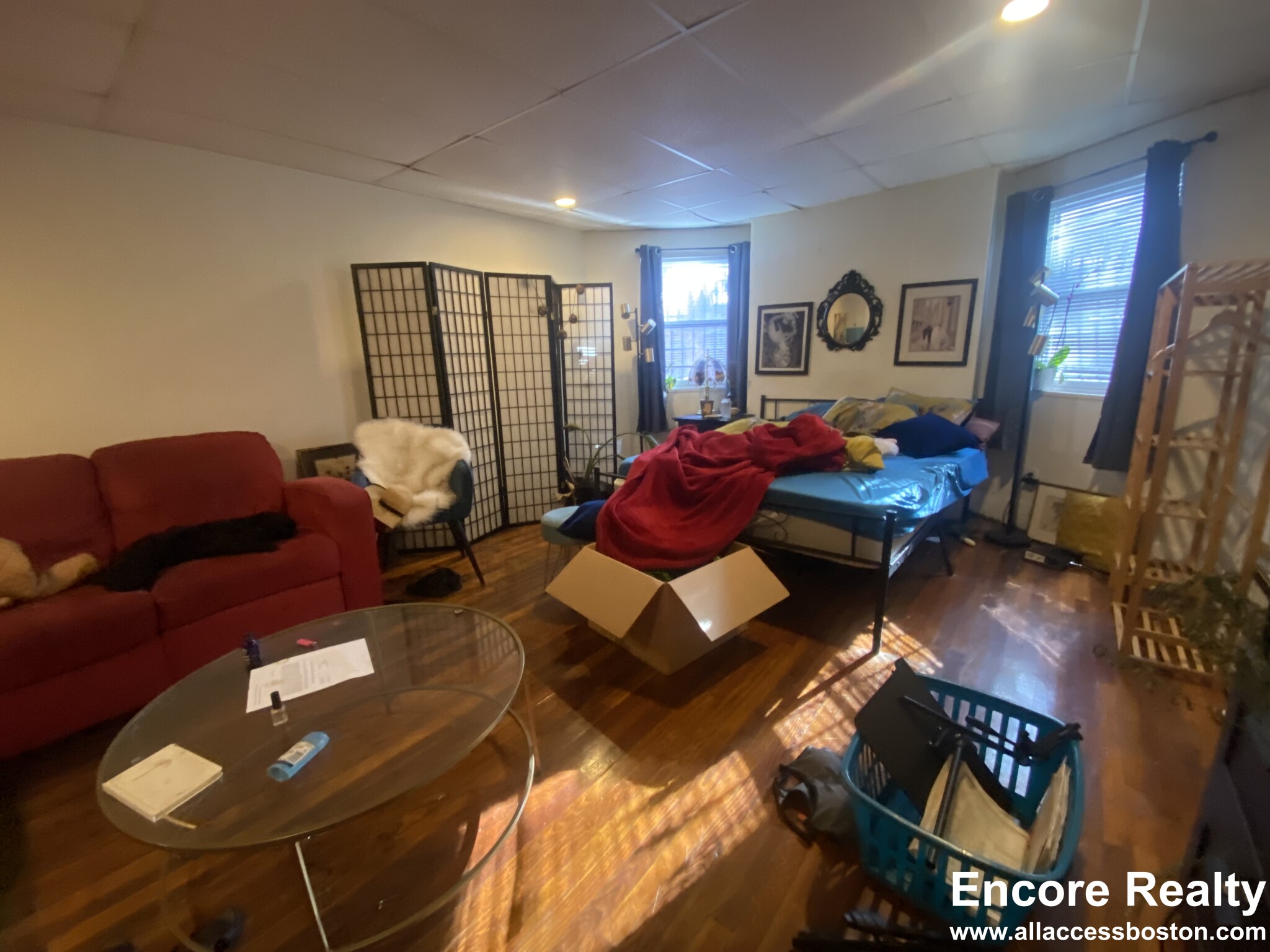 1063 Beacon St, Allston