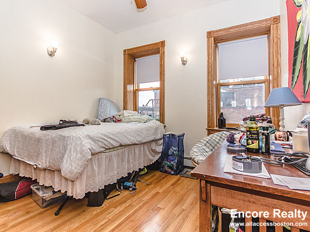 97 Myrtle St, Beacon Hill