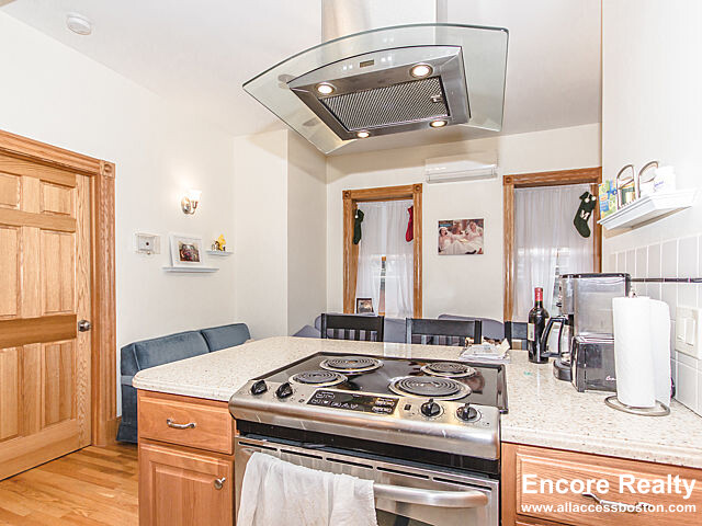 97 Myrtle St, Beacon Hill