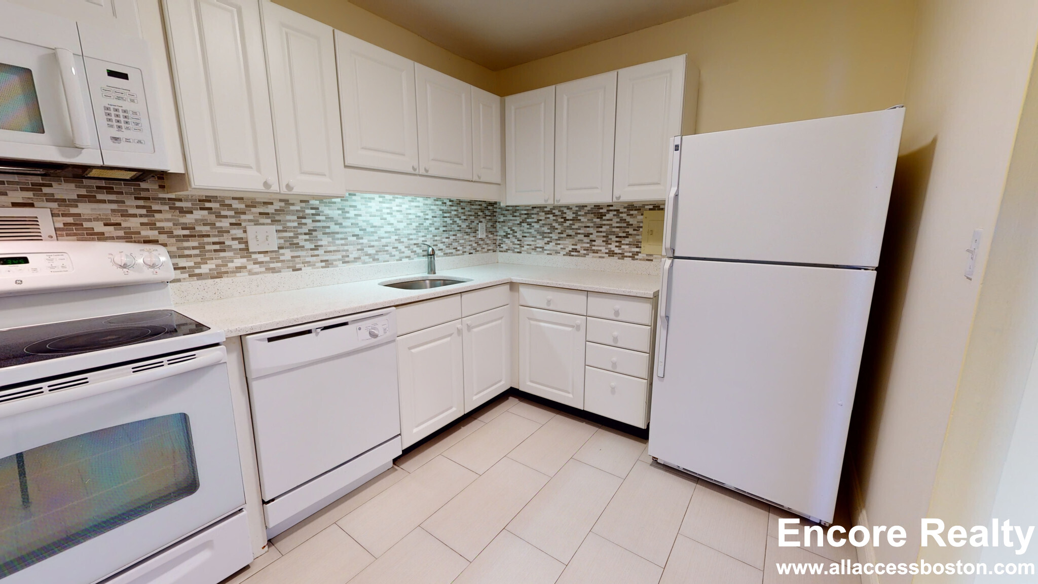 101 Monmouth, Coolidge Corner