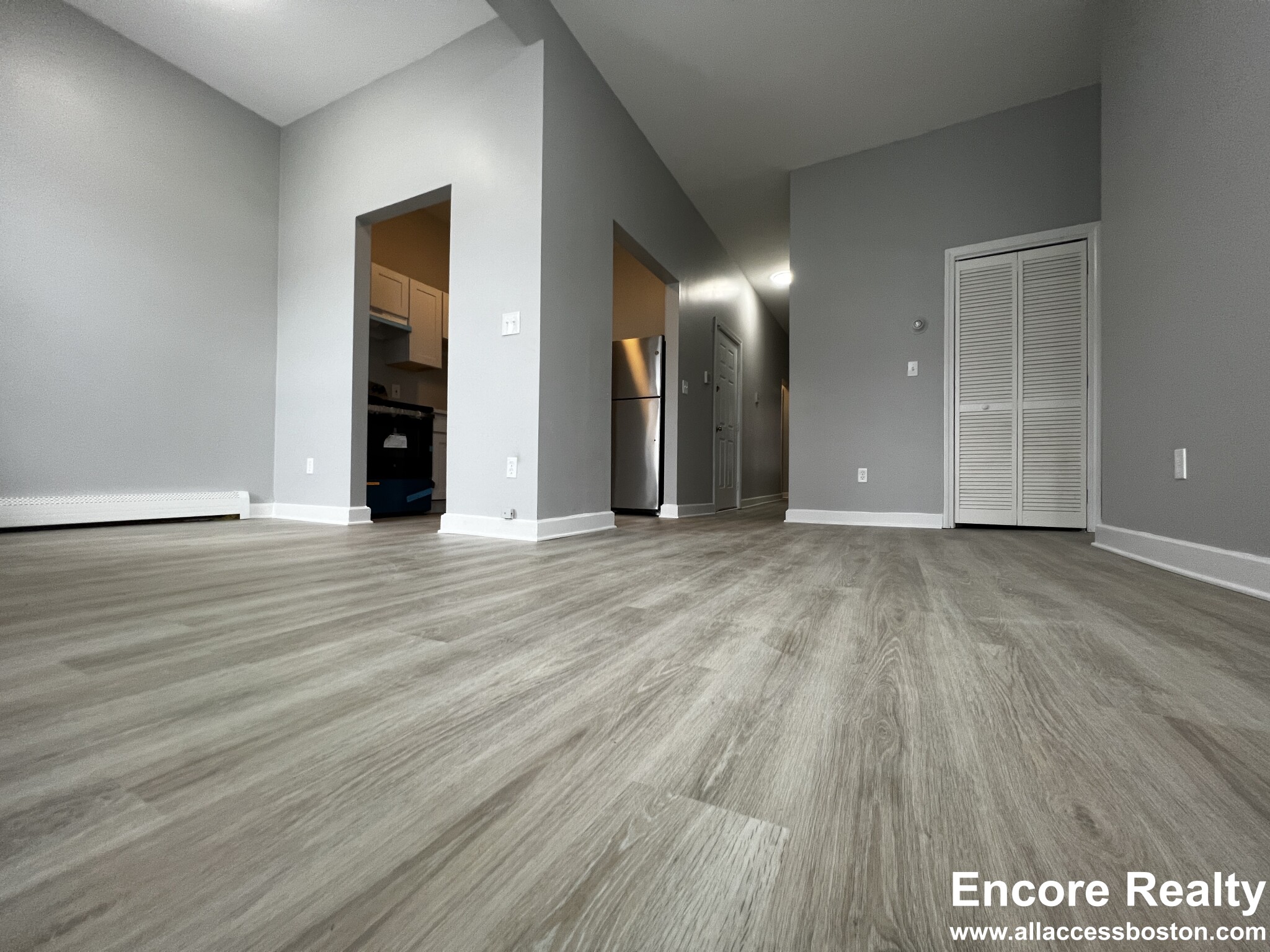 132 Warren St, Roxbury