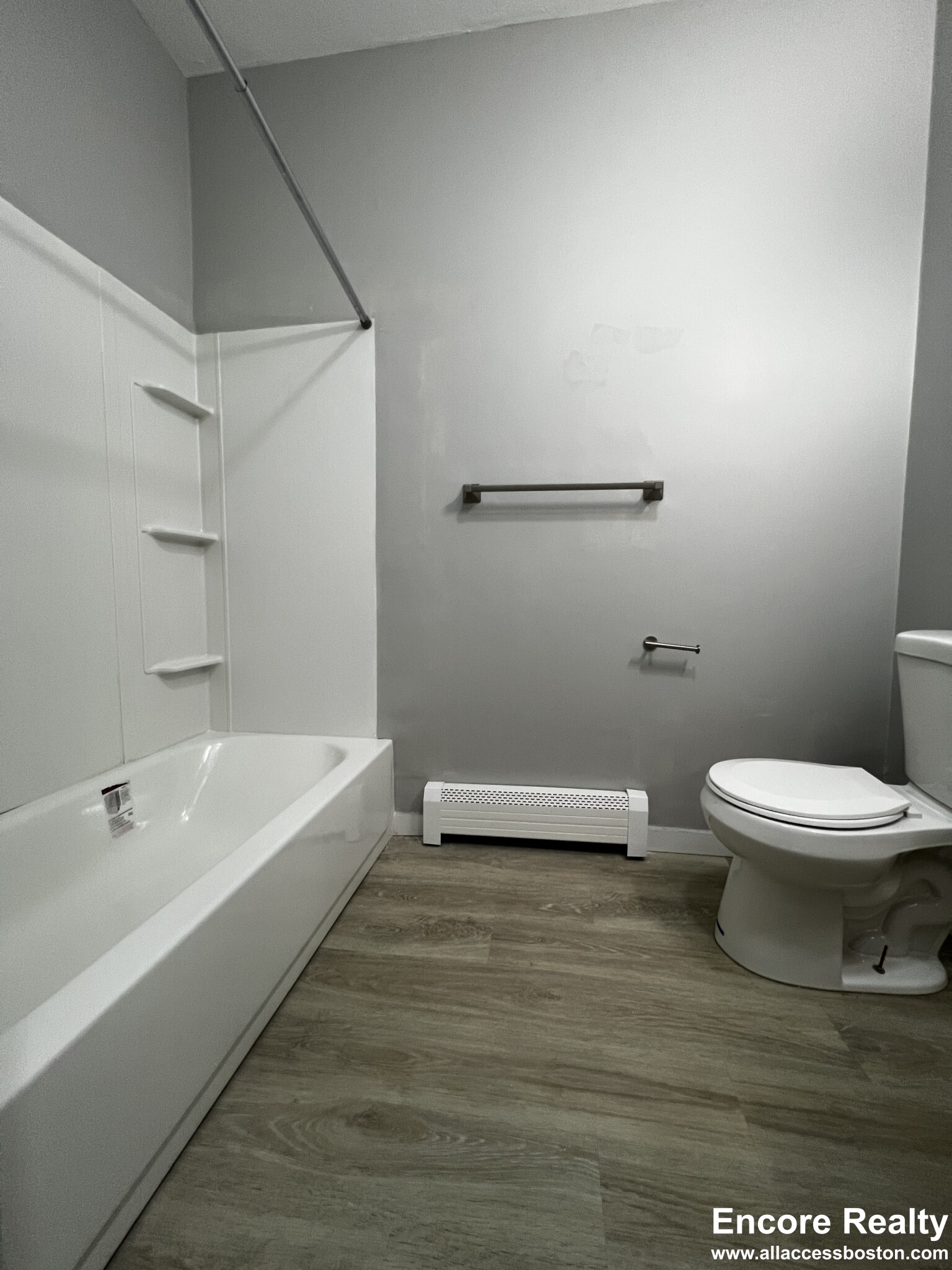 132 Warren St, Roxbury