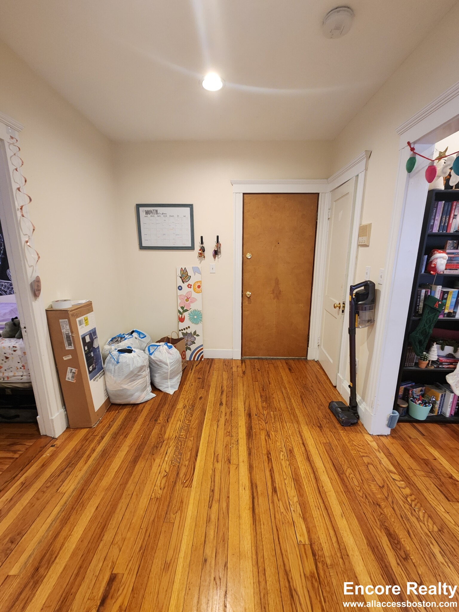 240 Kelton St, Allston