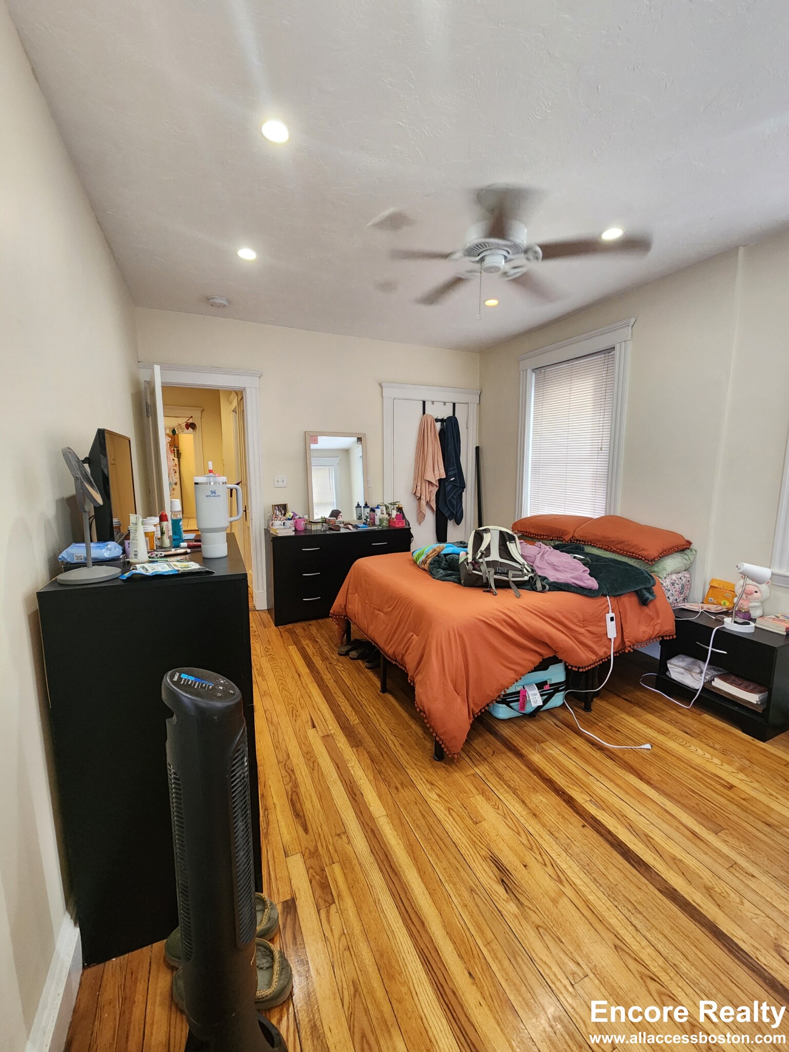 240 Kelton St, Allston