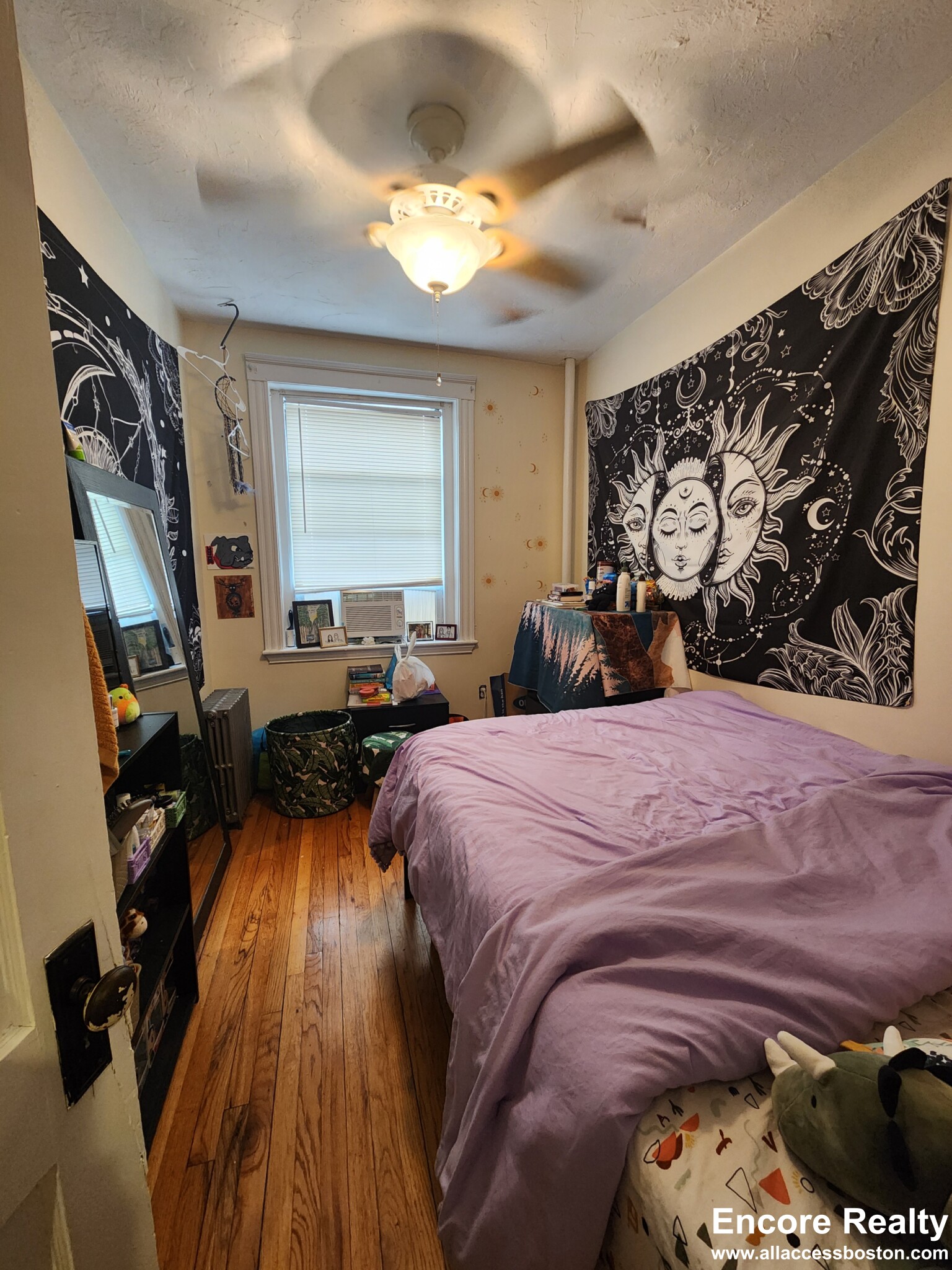 240 Kelton St, Allston