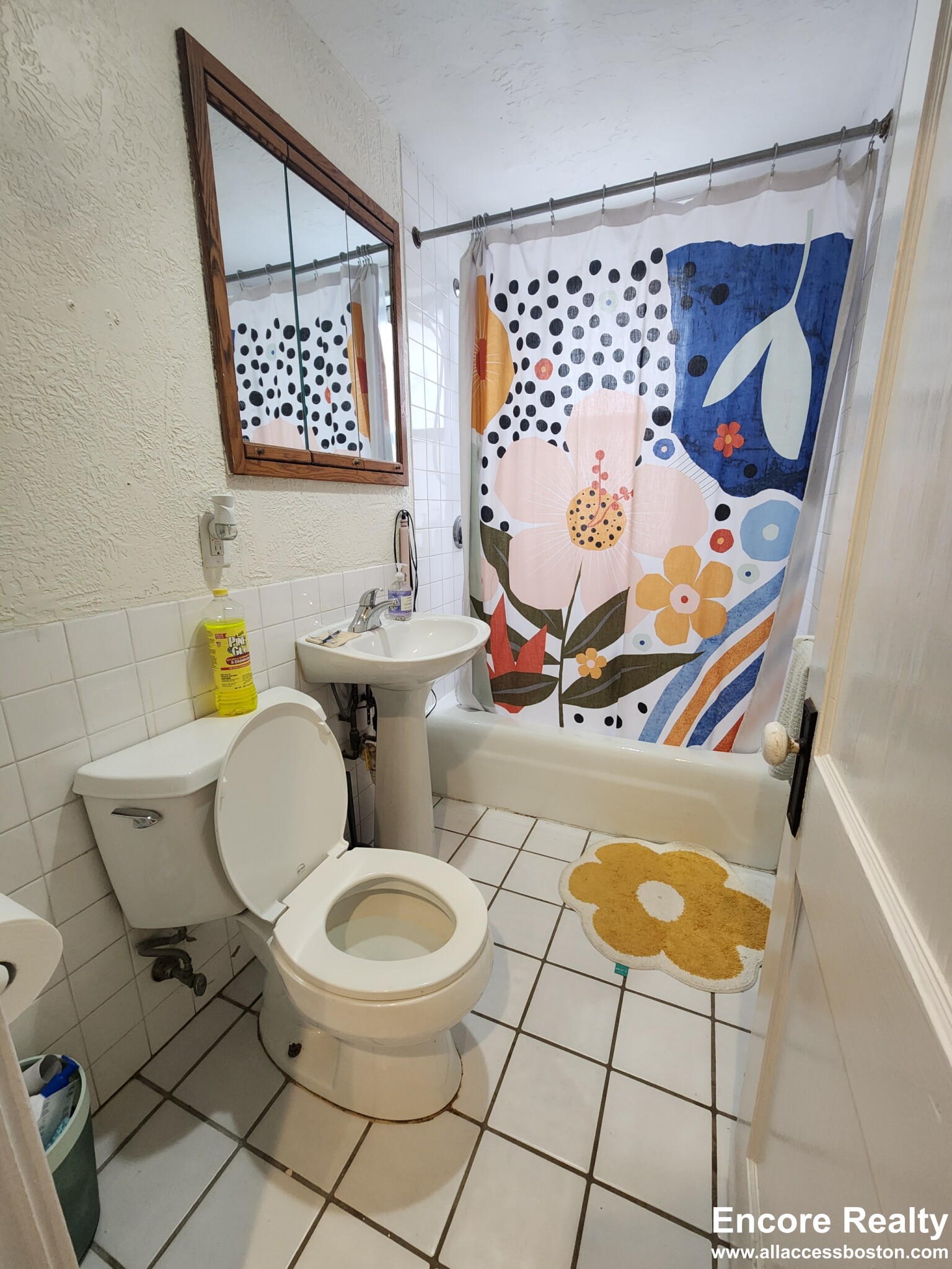 240 Kelton St, Allston