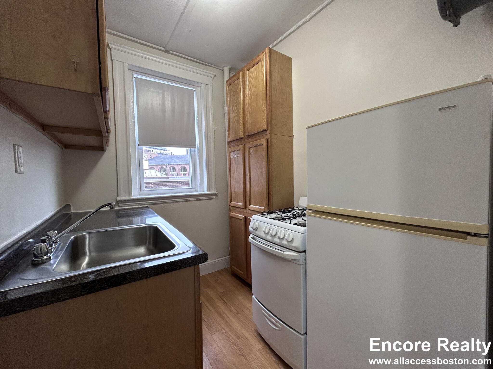 1179 Boylston St, Fenway