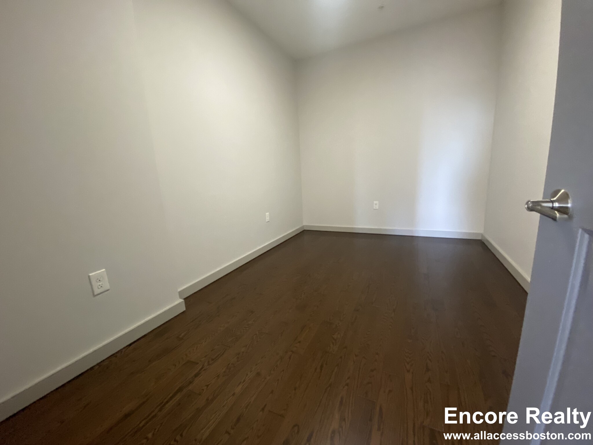 45 Marion St, Coolidge Corner