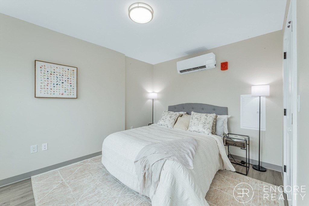 Photos of apartment on Cummins Hwy,Boston MA 02131