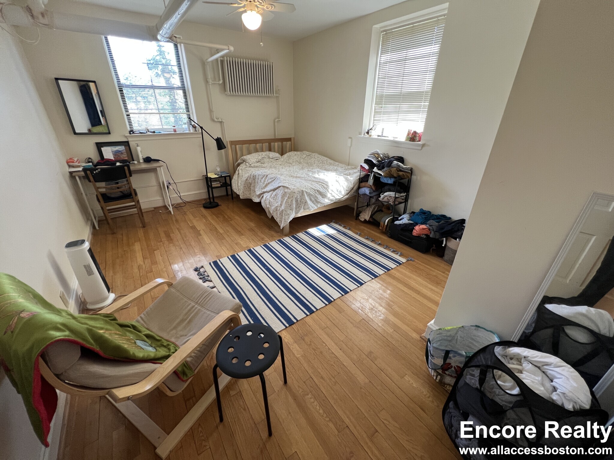 Photos of apartment on Longwood Ave.,Brookline MA 02446