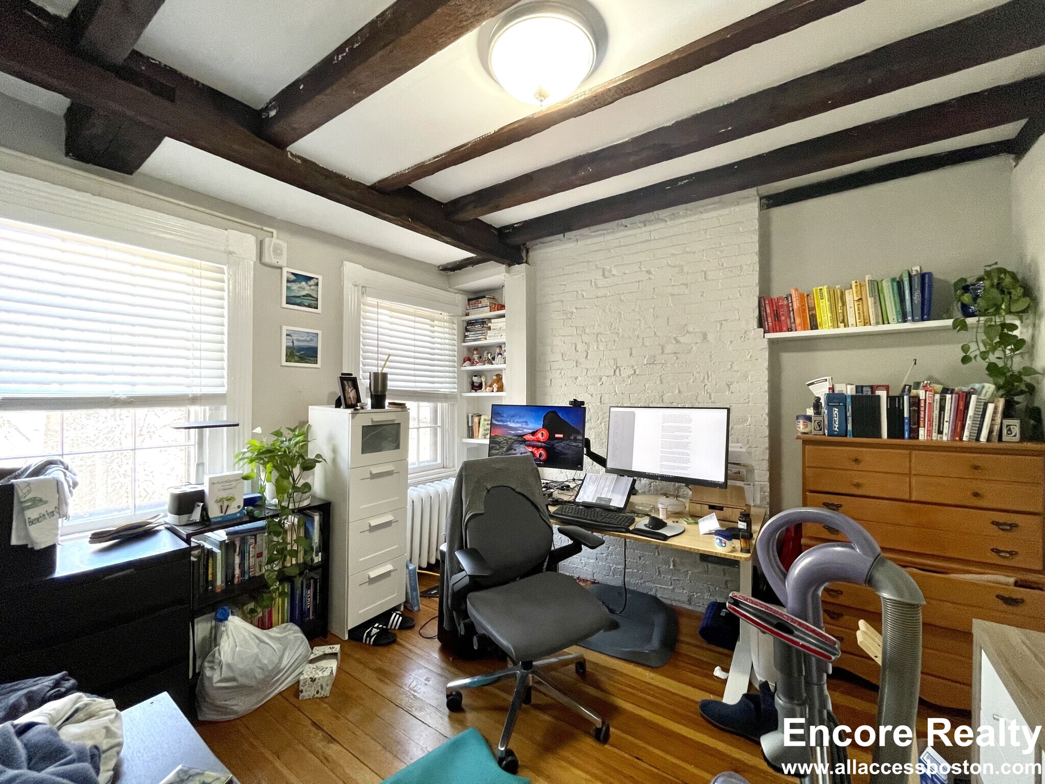 1 Champney Pl, Beacon Hill