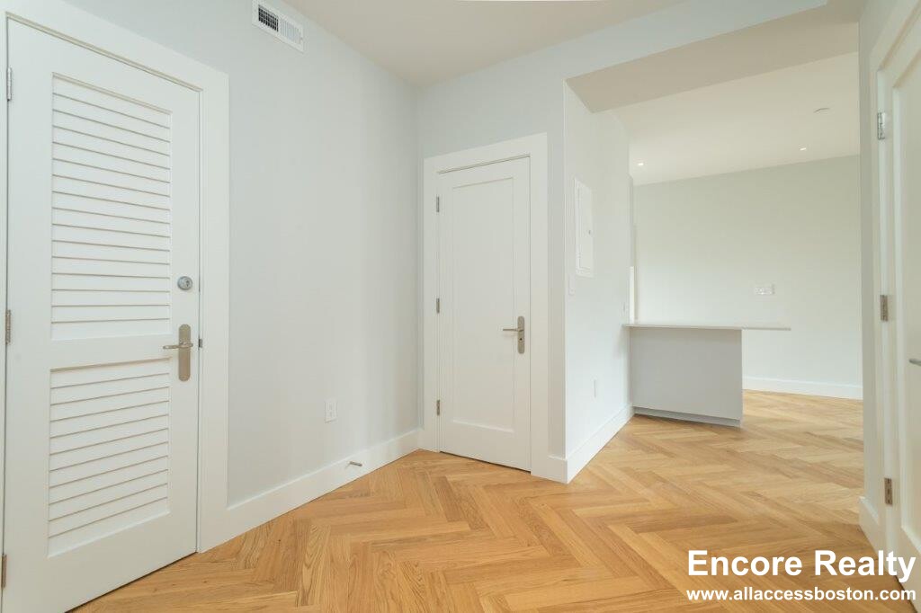 16 Forest St, Baldwin