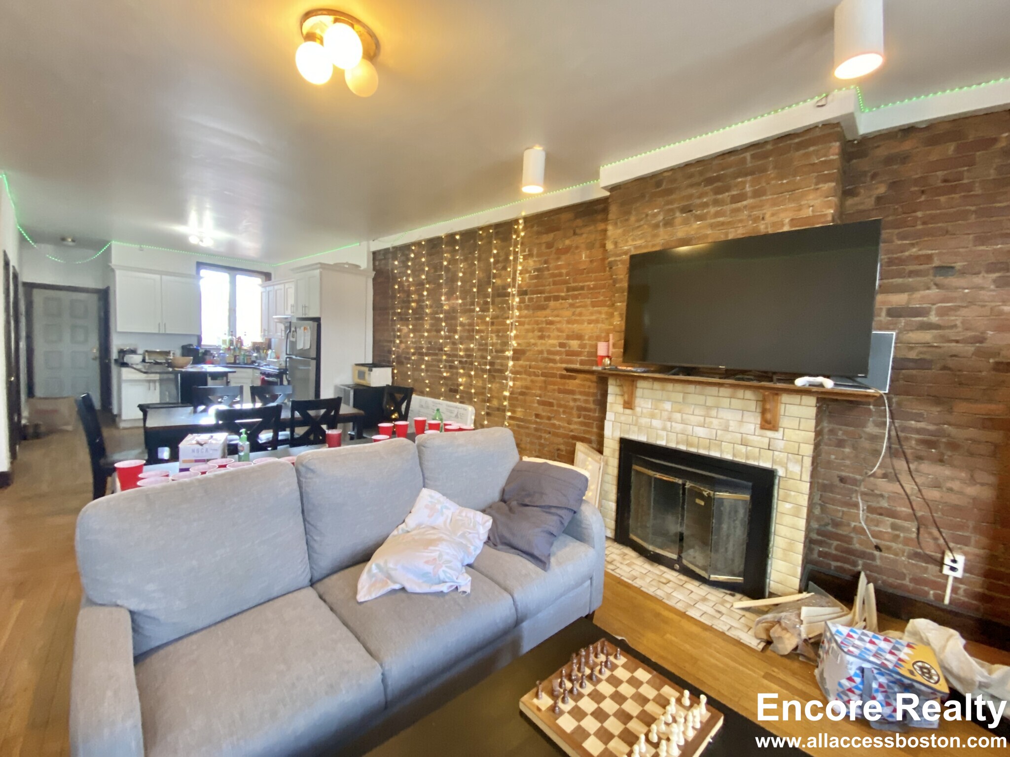 526 Harvard St, North Brookline