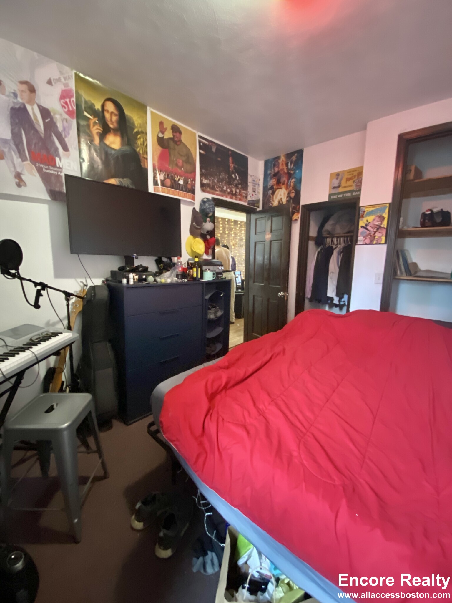 526 Harvard St, North Brookline