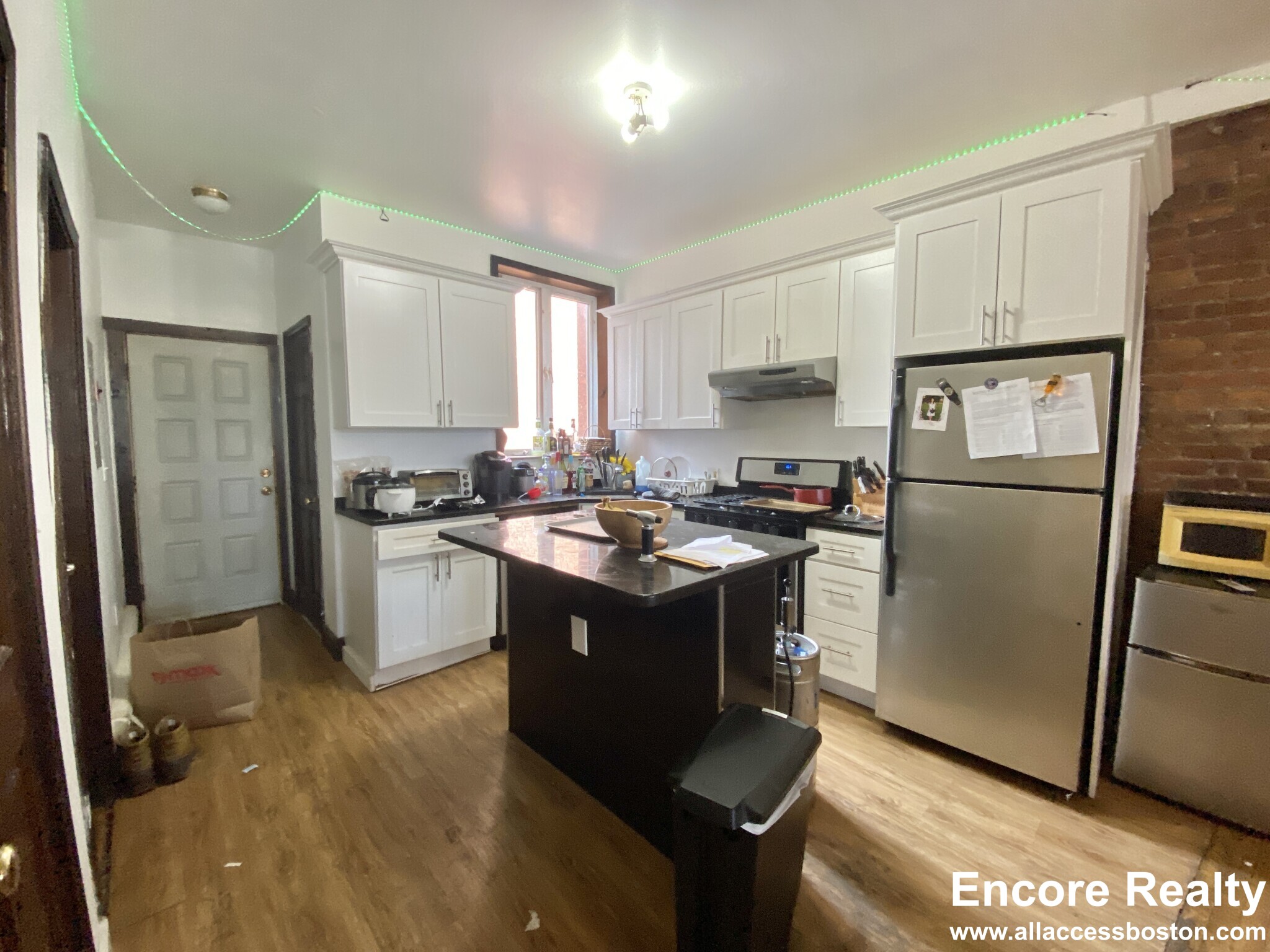 526 Harvard St, North Brookline