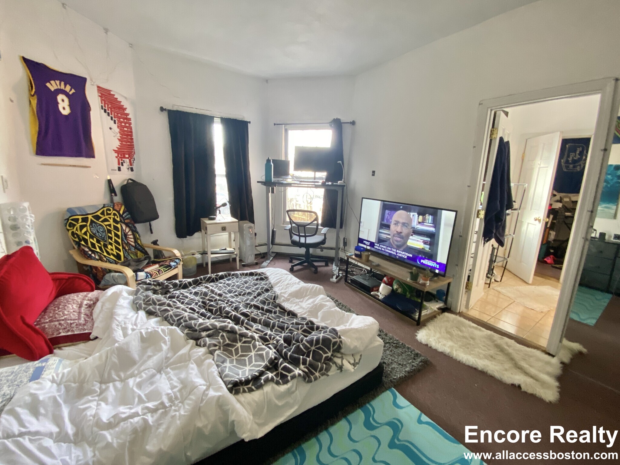 526 Harvard St, North Brookline