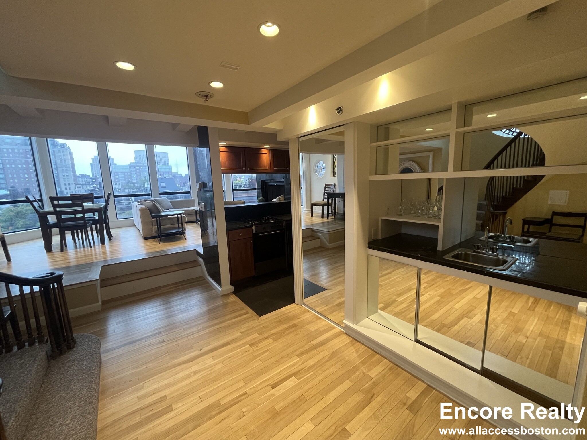 113 Beacon St, Back Bay