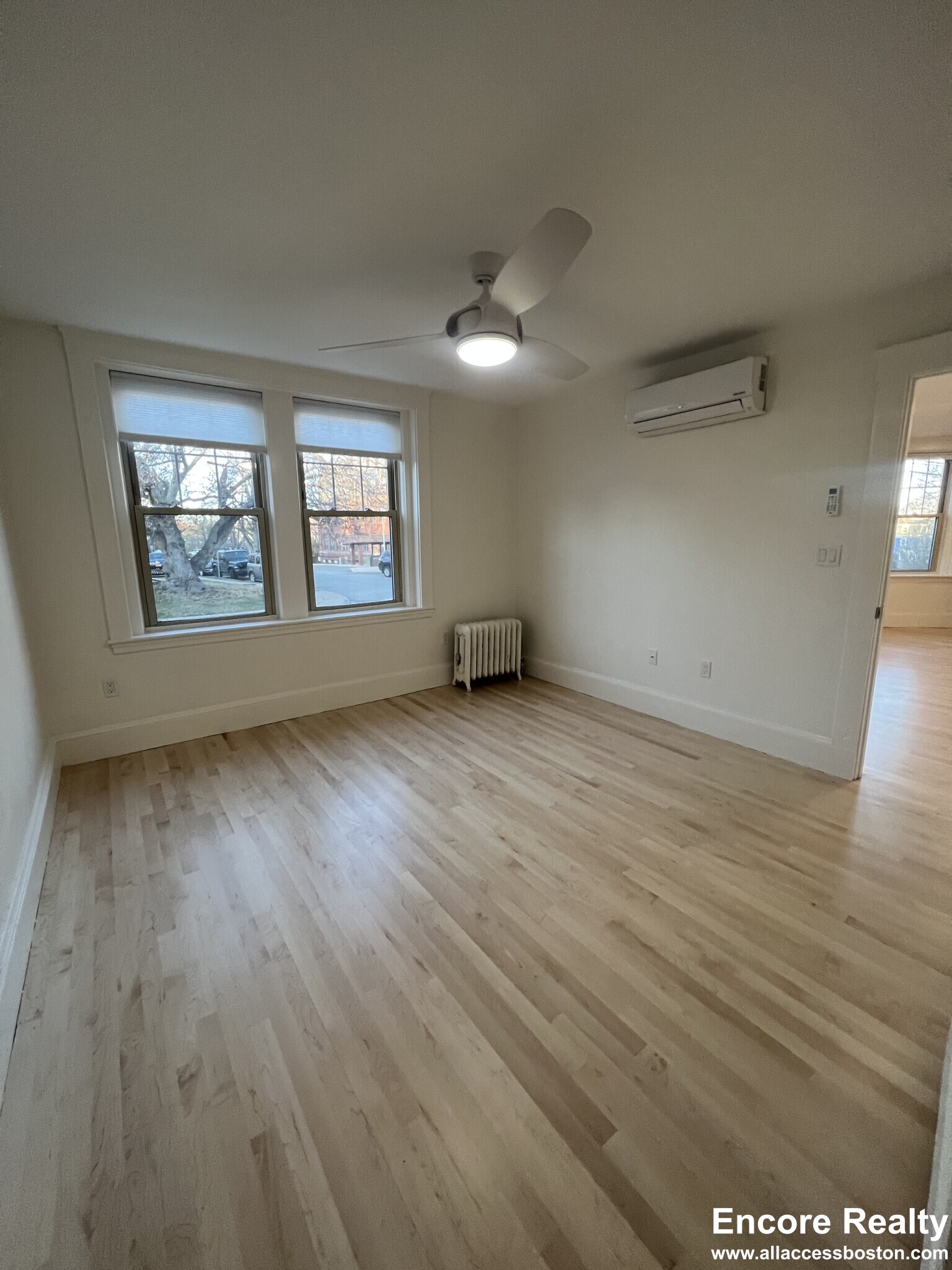 26 Bradlee Rd, Medford