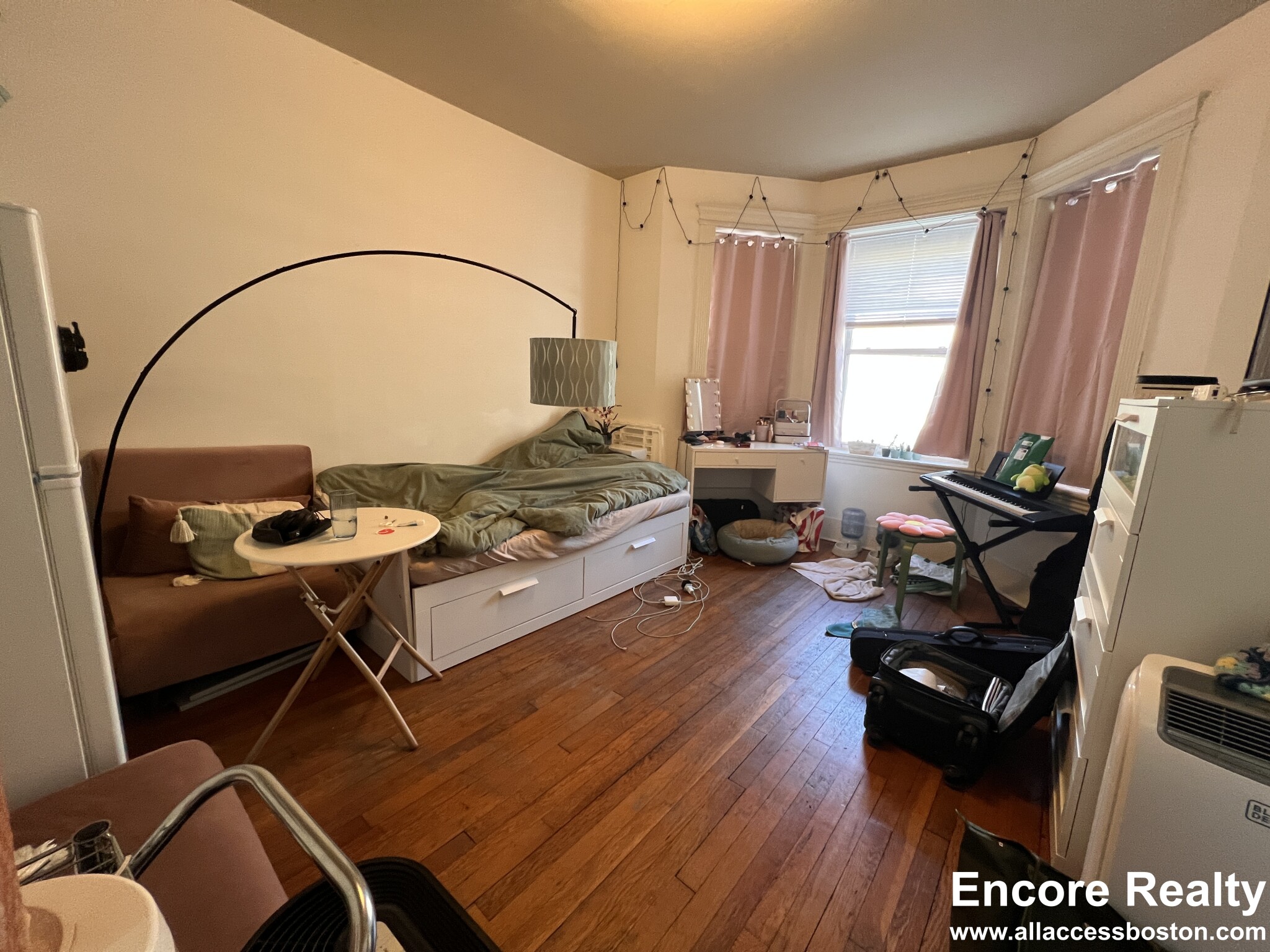 28 Westland Ave, Fenway