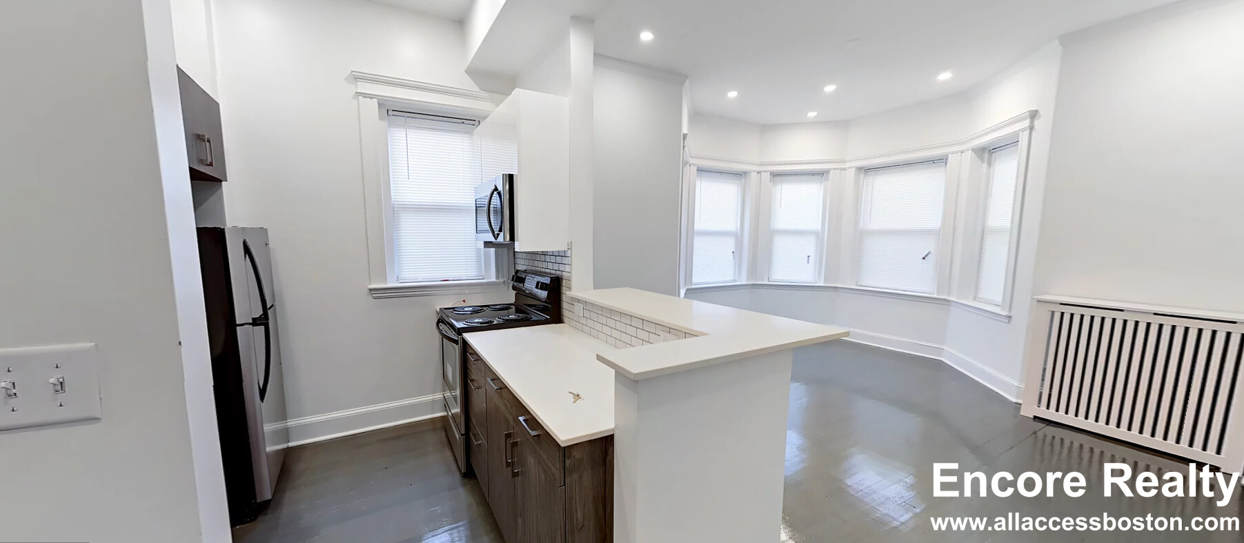 98 Queensberry St, Fenway