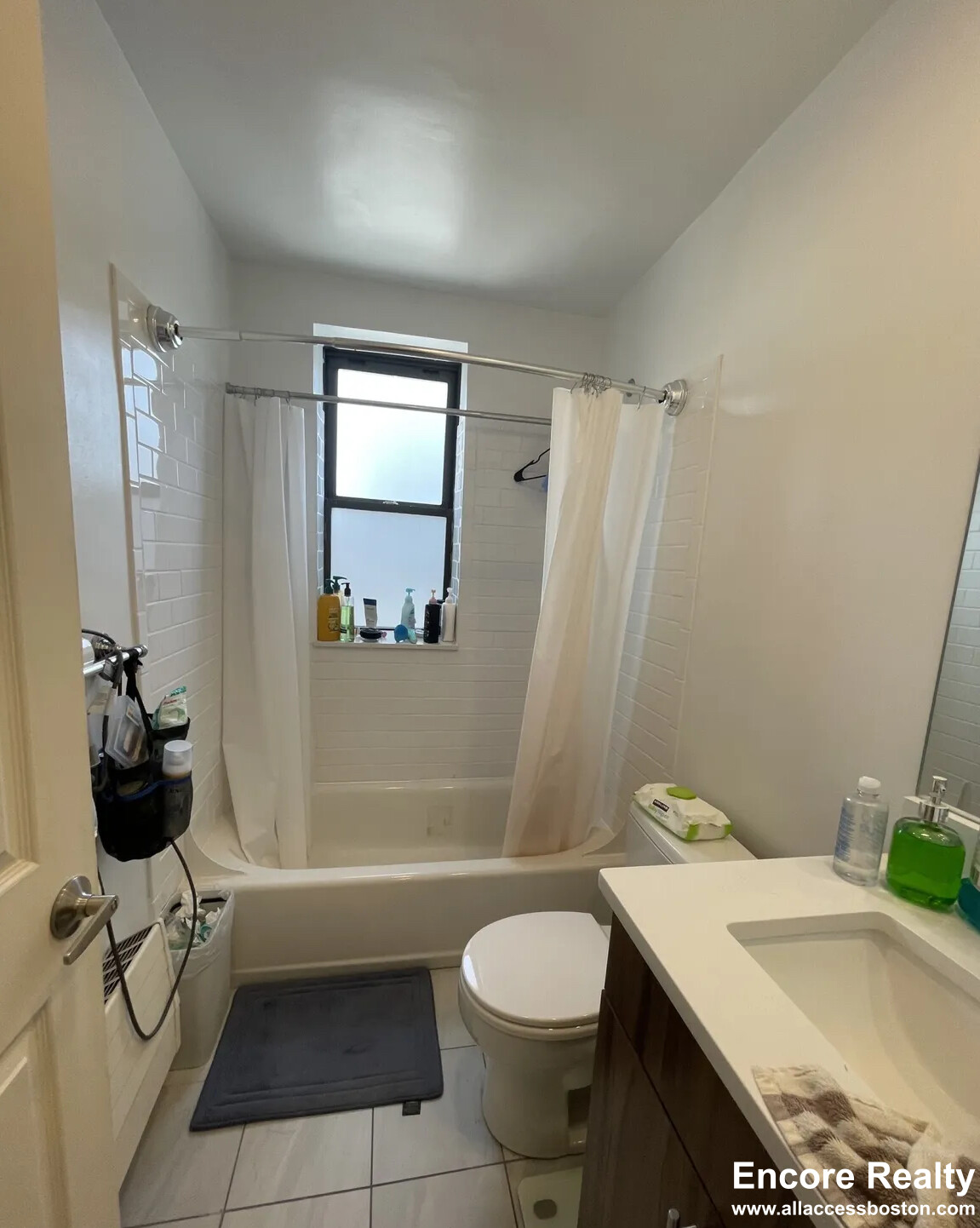 829 Beacon St, Fenway