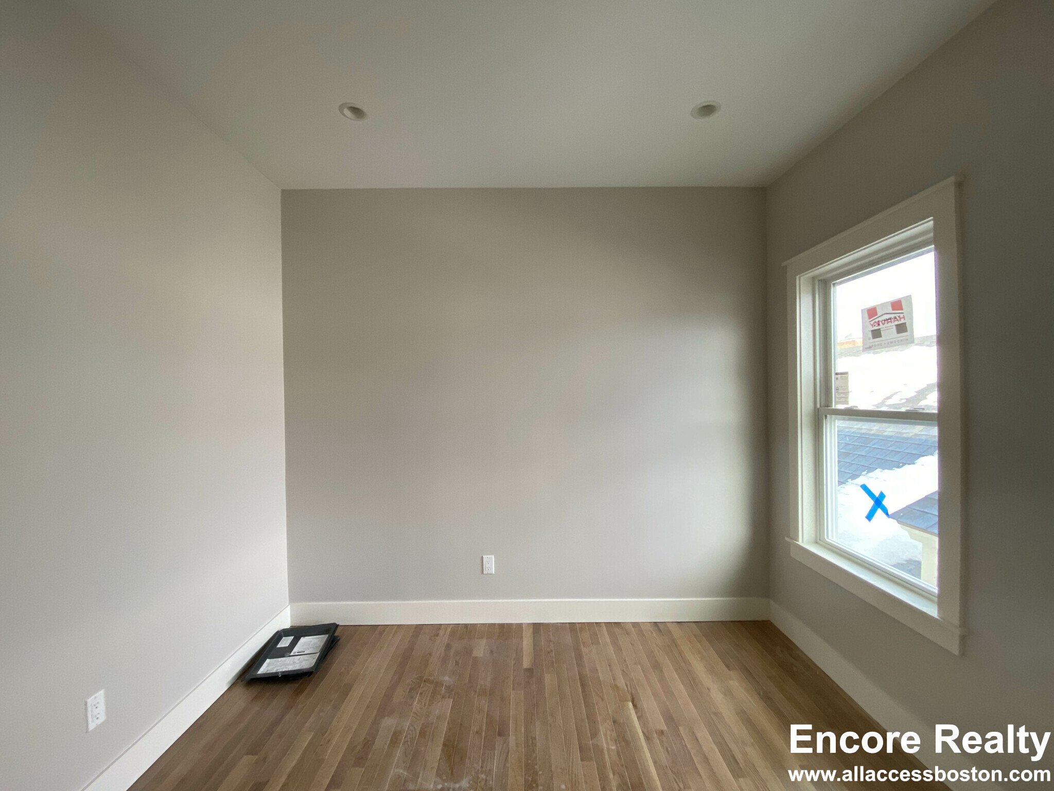 70 Spring St, East Cambridge