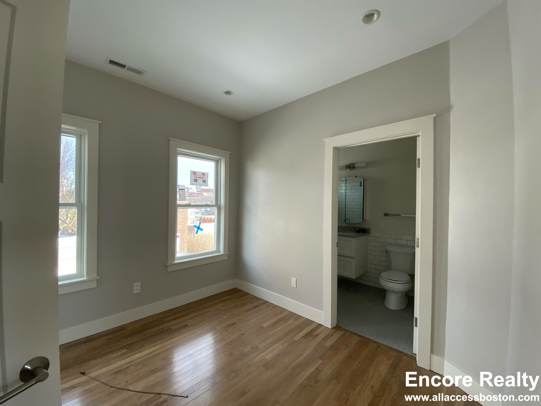 70 Spring St, East Cambridge