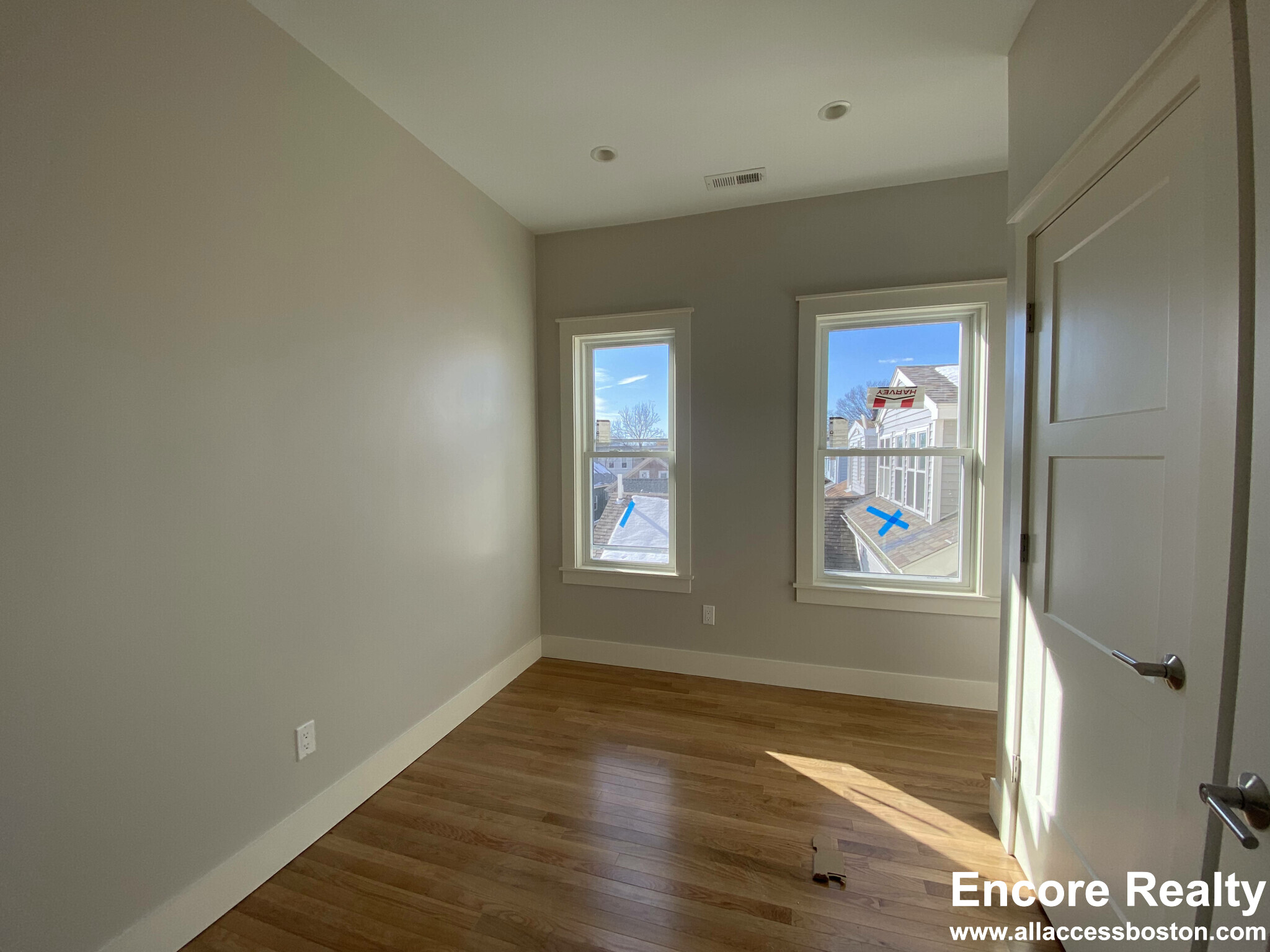 70 Spring St, East Cambridge