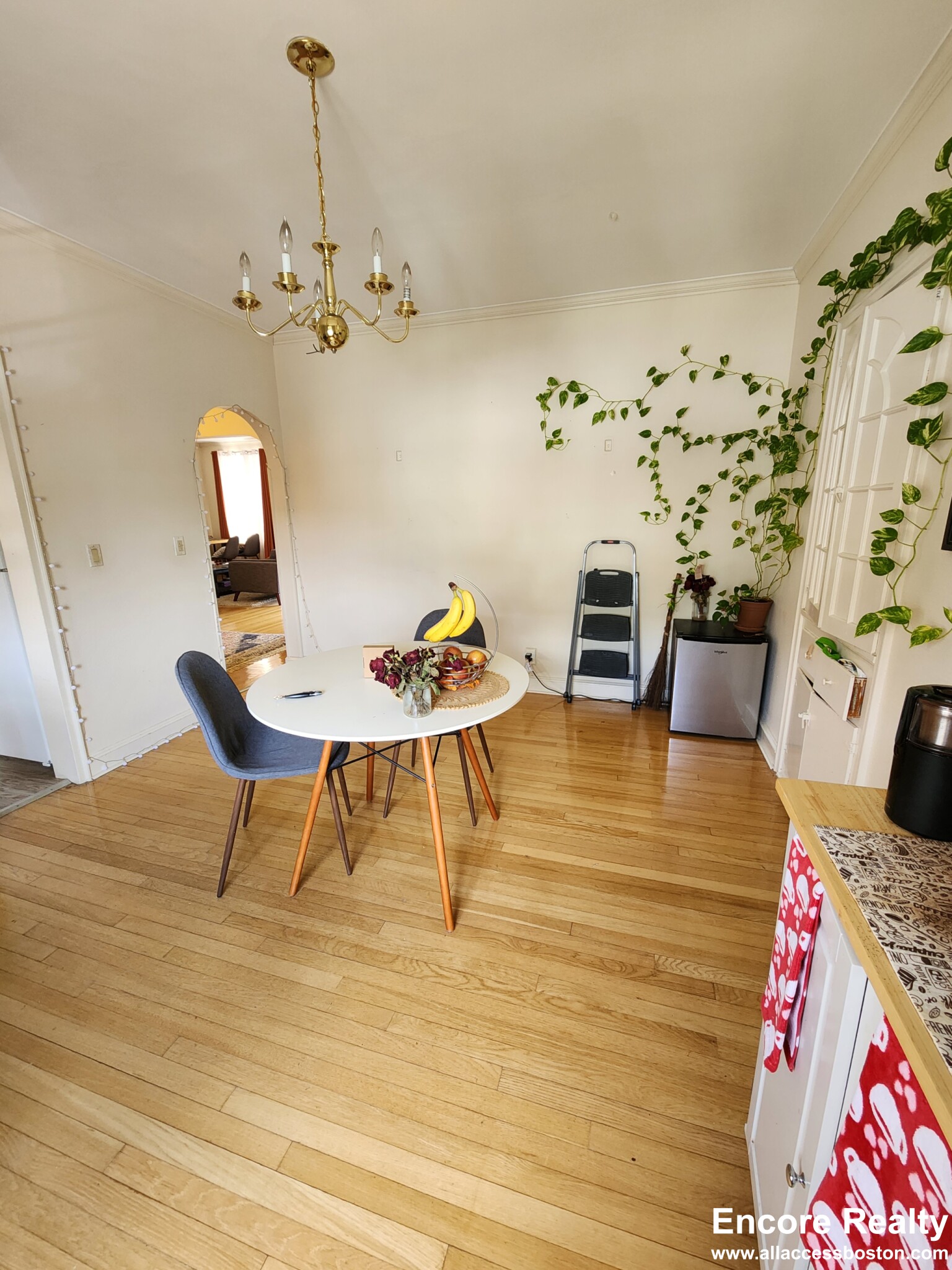 89 Longwood Ave, Coolidge Corner