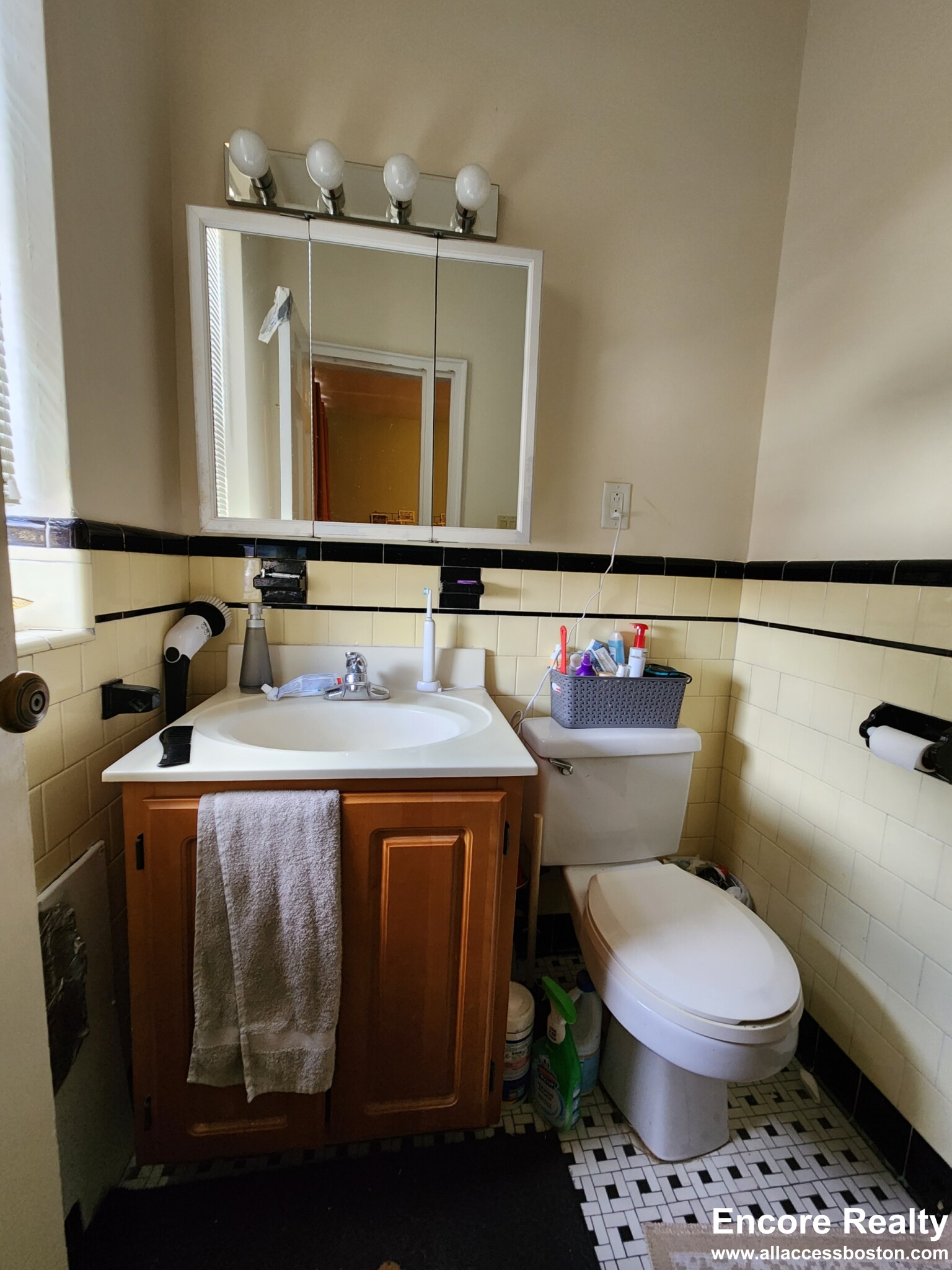 89 Longwood Ave, Coolidge Corner