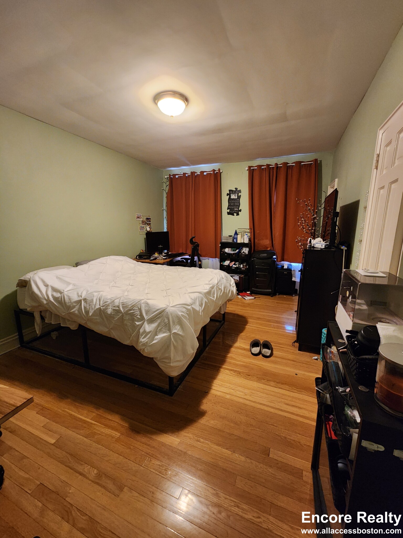 89 Longwood Ave, Coolidge Corner