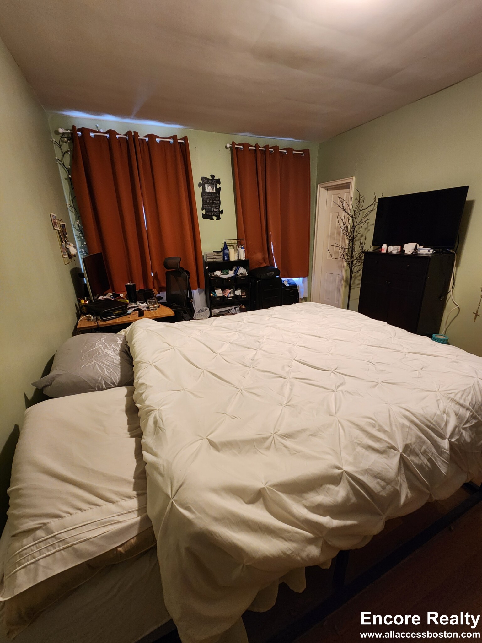 89 Longwood Ave, Coolidge Corner